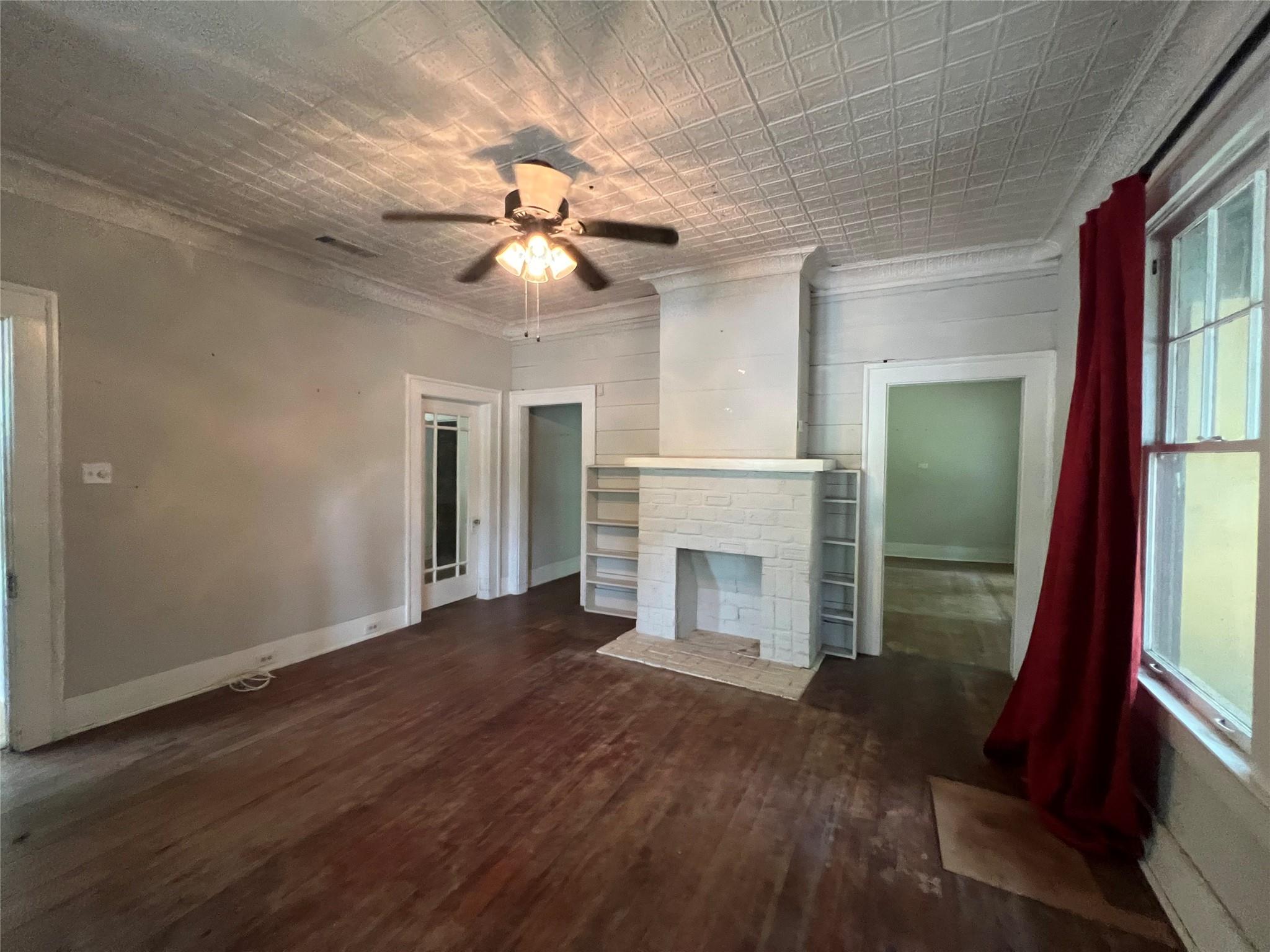 1016 N 3rd St, Temple, TX 76501