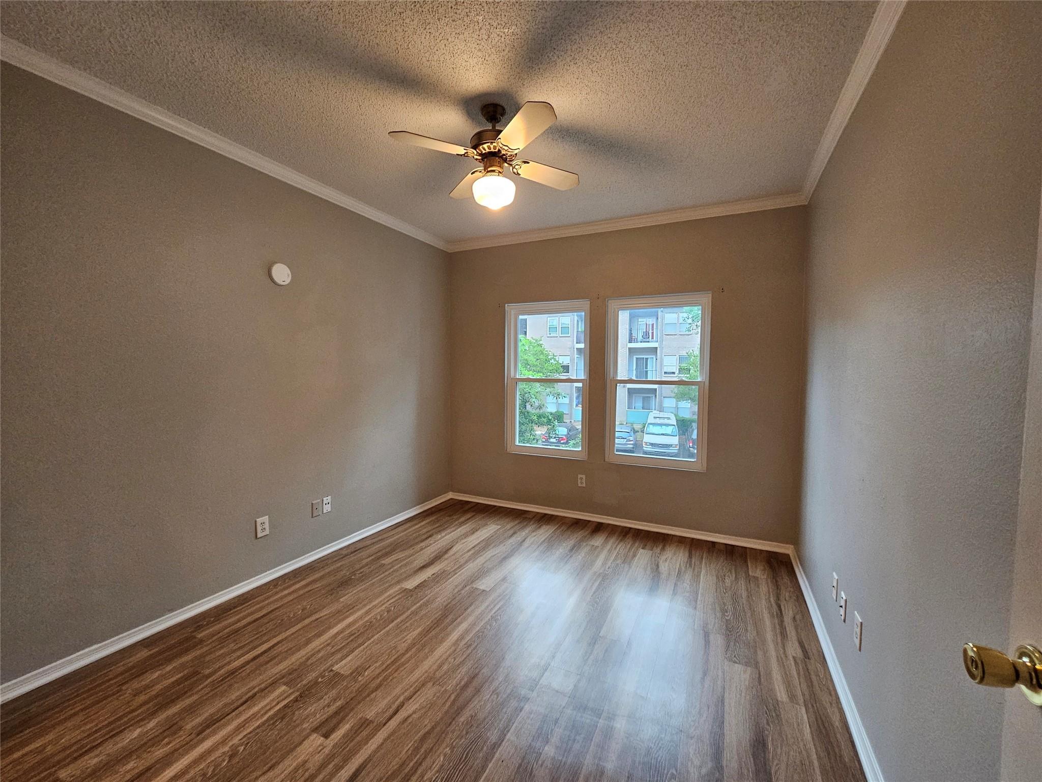 12166 Metric Blvd # 2006, Austin, TX 78758