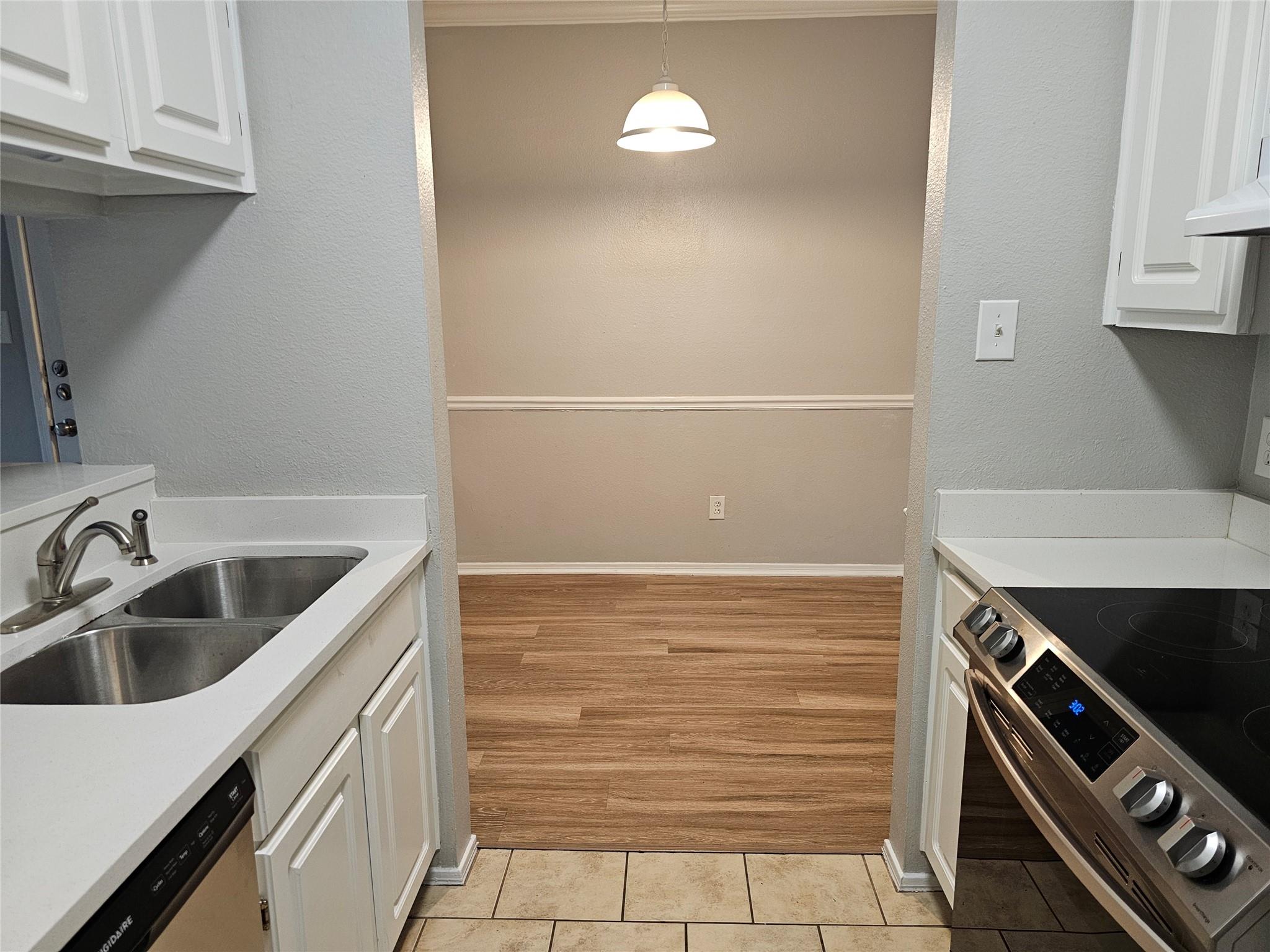 12166 Metric Blvd # 2006, Austin, TX 78758