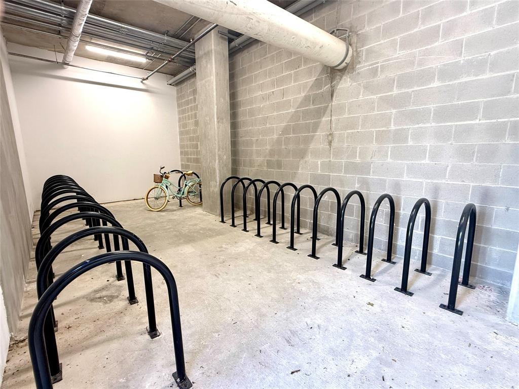 4802 S Congress Ave # 303, Austin, TX 78745