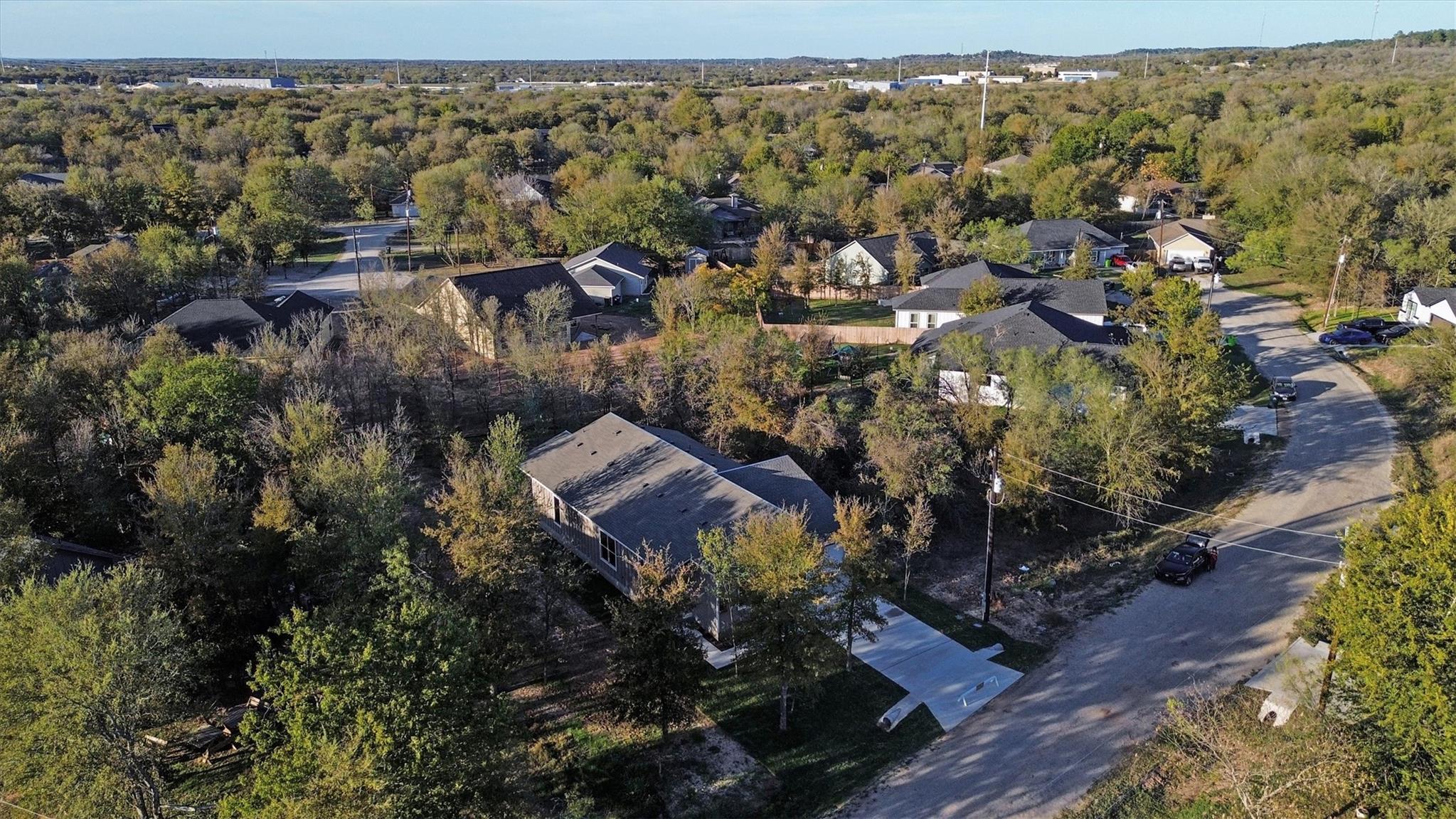 104 Kipapa Ct, Bastrop, TX 78602