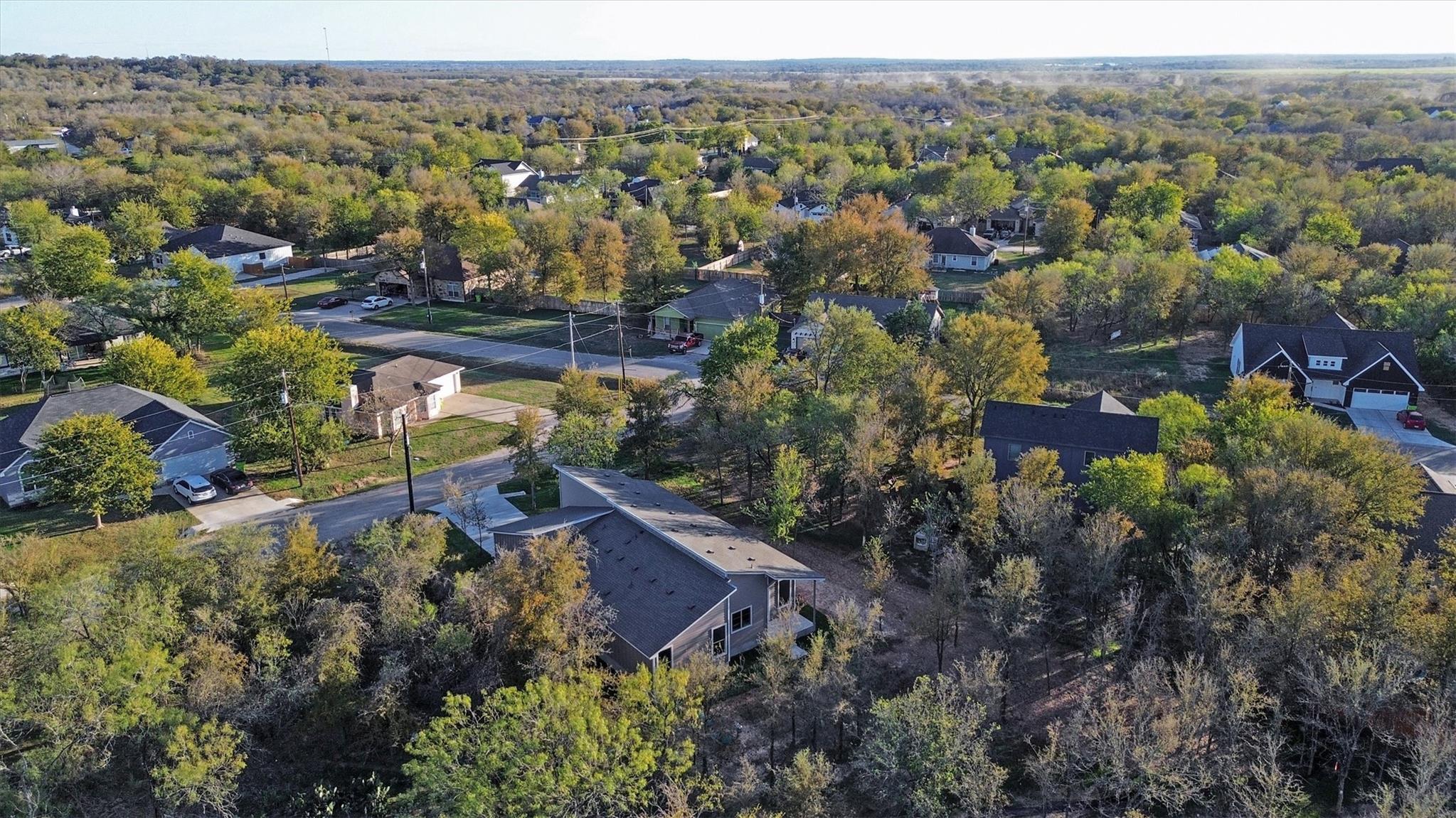 104 Kipapa Ct, Bastrop, TX 78602