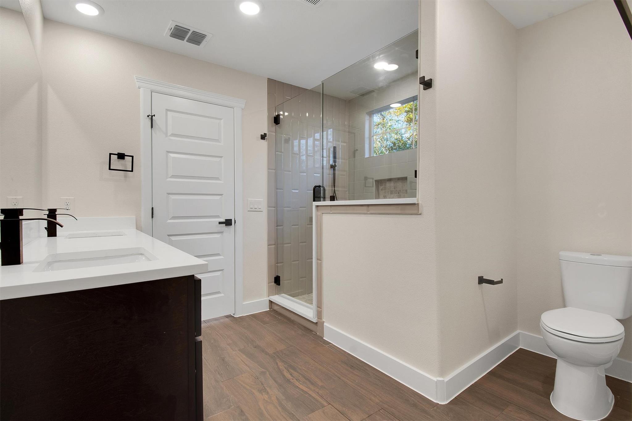 104 Kipapa Ct, Bastrop, TX 78602