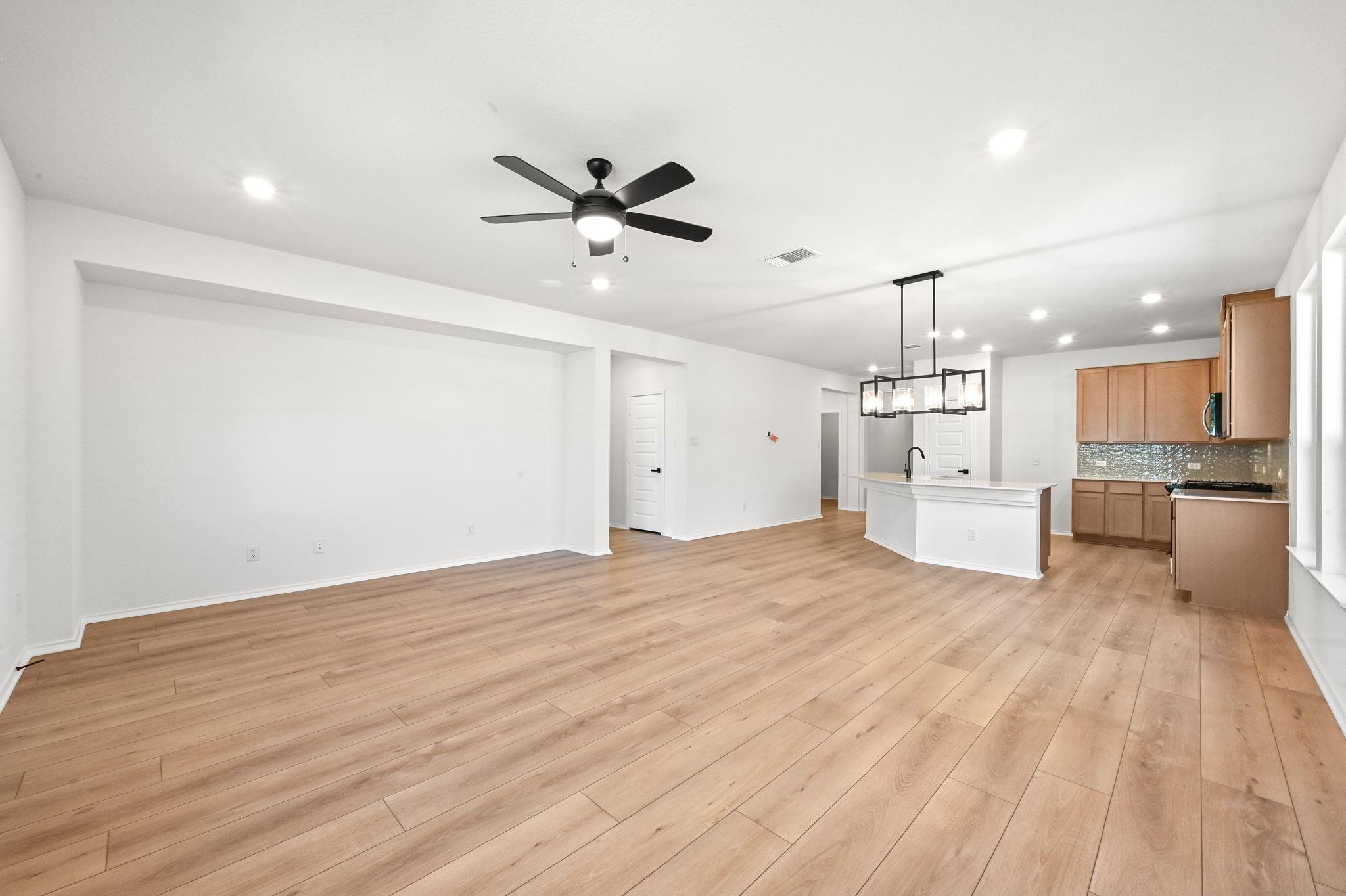 4649 Teverola Dr, Round Rock, TX 78665