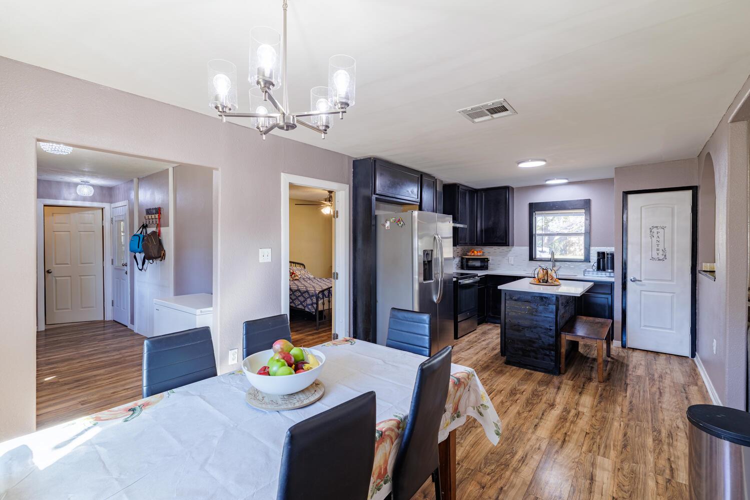 112 Maynard St, Bastrop, TX 78602