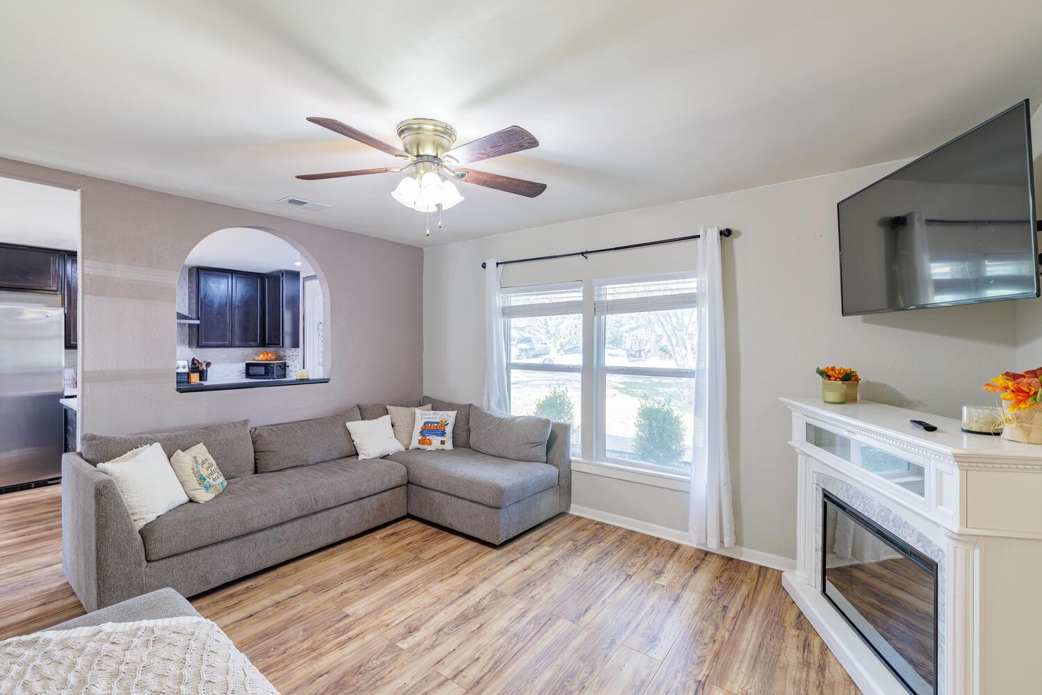 112 Maynard St, Bastrop, TX 78602