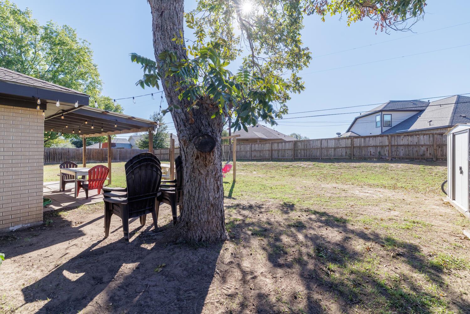 112 Maynard St, Bastrop, TX 78602