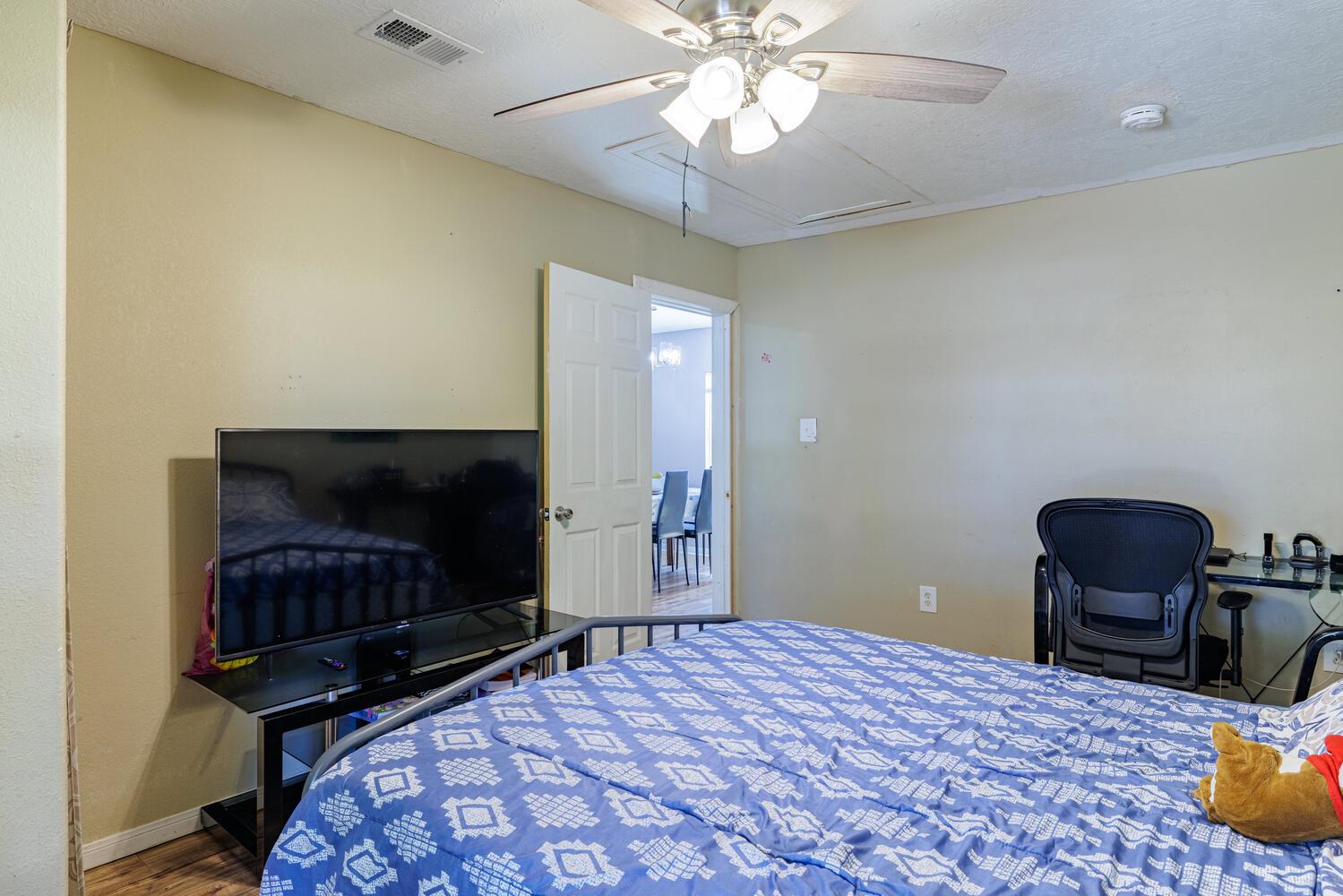 112 Maynard St, Bastrop, TX 78602