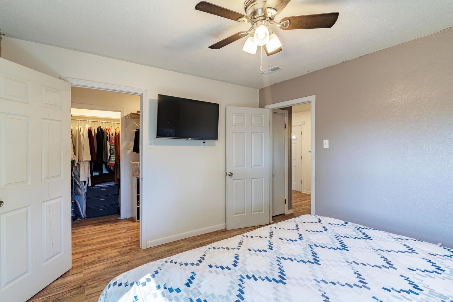 112 Maynard St, Bastrop, TX 78602