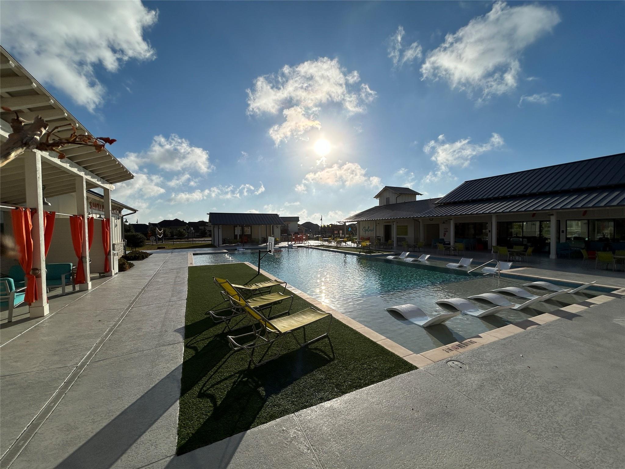 Liberty Hill, TX 78642