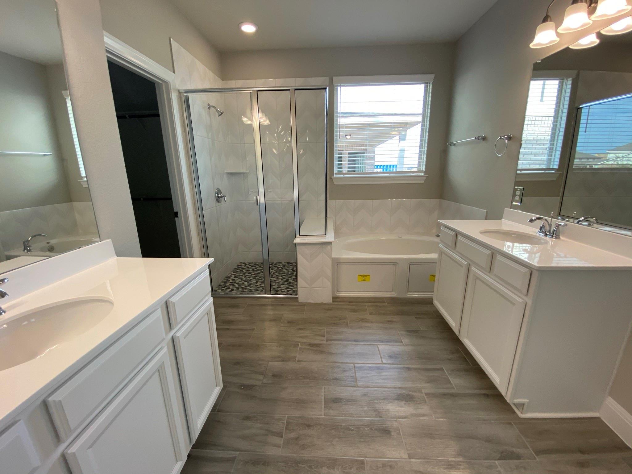 Liberty Hill, TX 78642