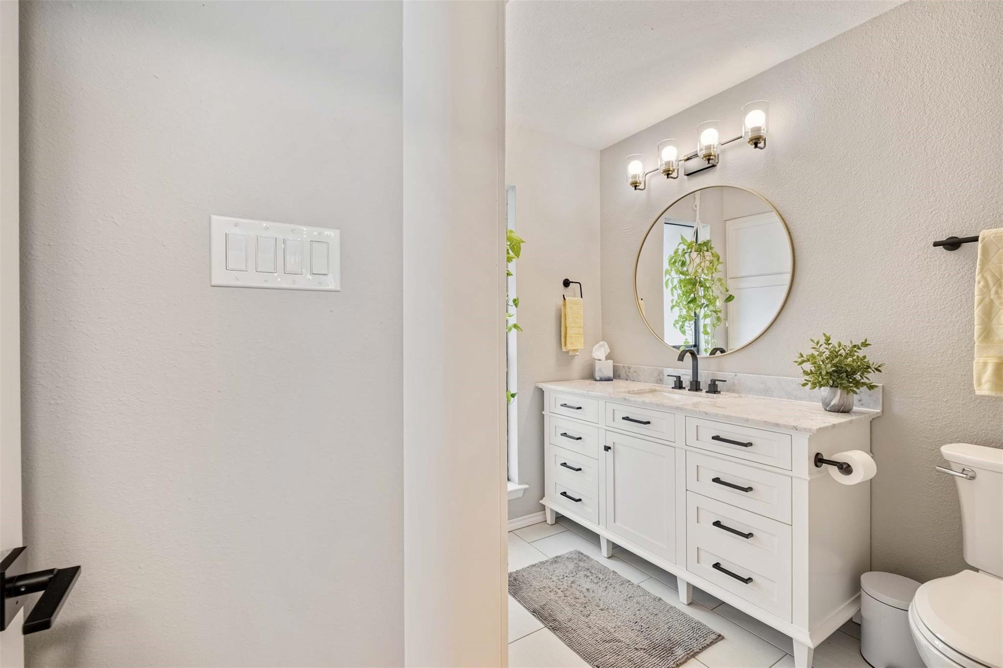 5602 Woodrow Ave # 204, Austin, TX 78756