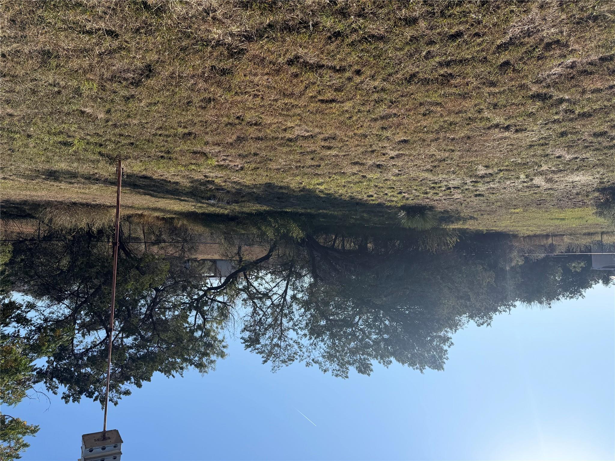 712 Sandy Mountain Dr, Llano, TX 78643