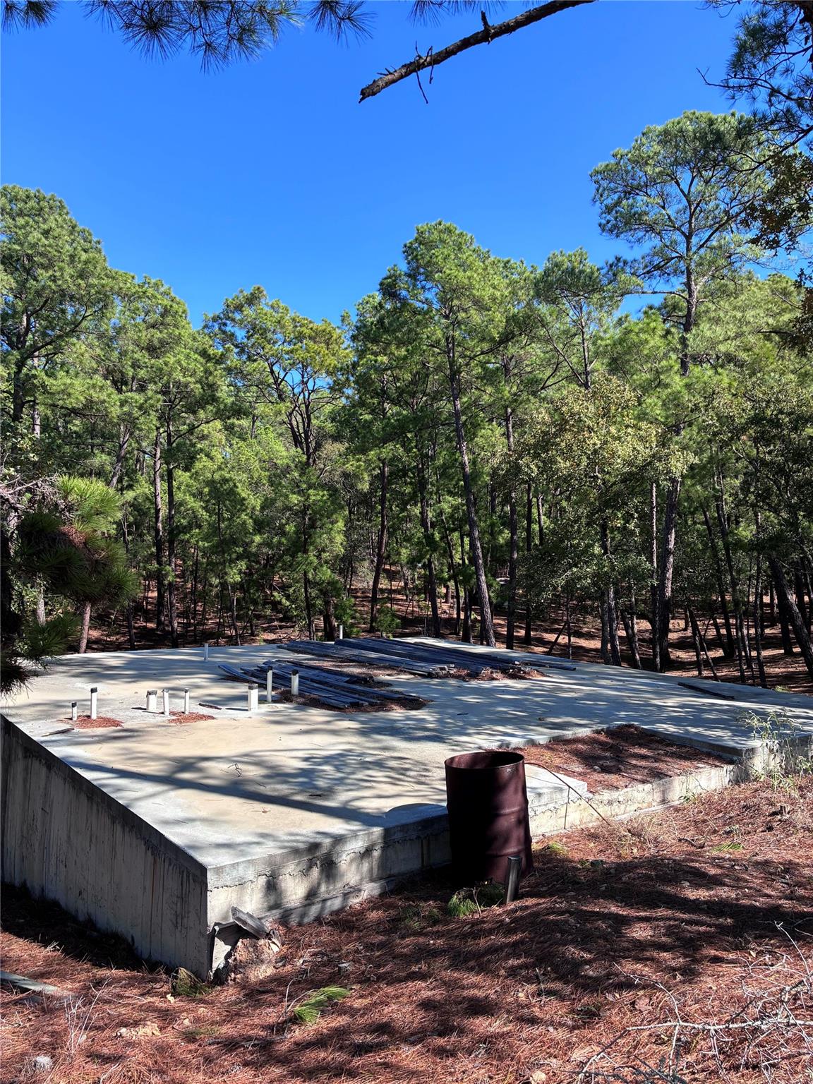 1135 Red Fox Rd, La Grange, TX 78945