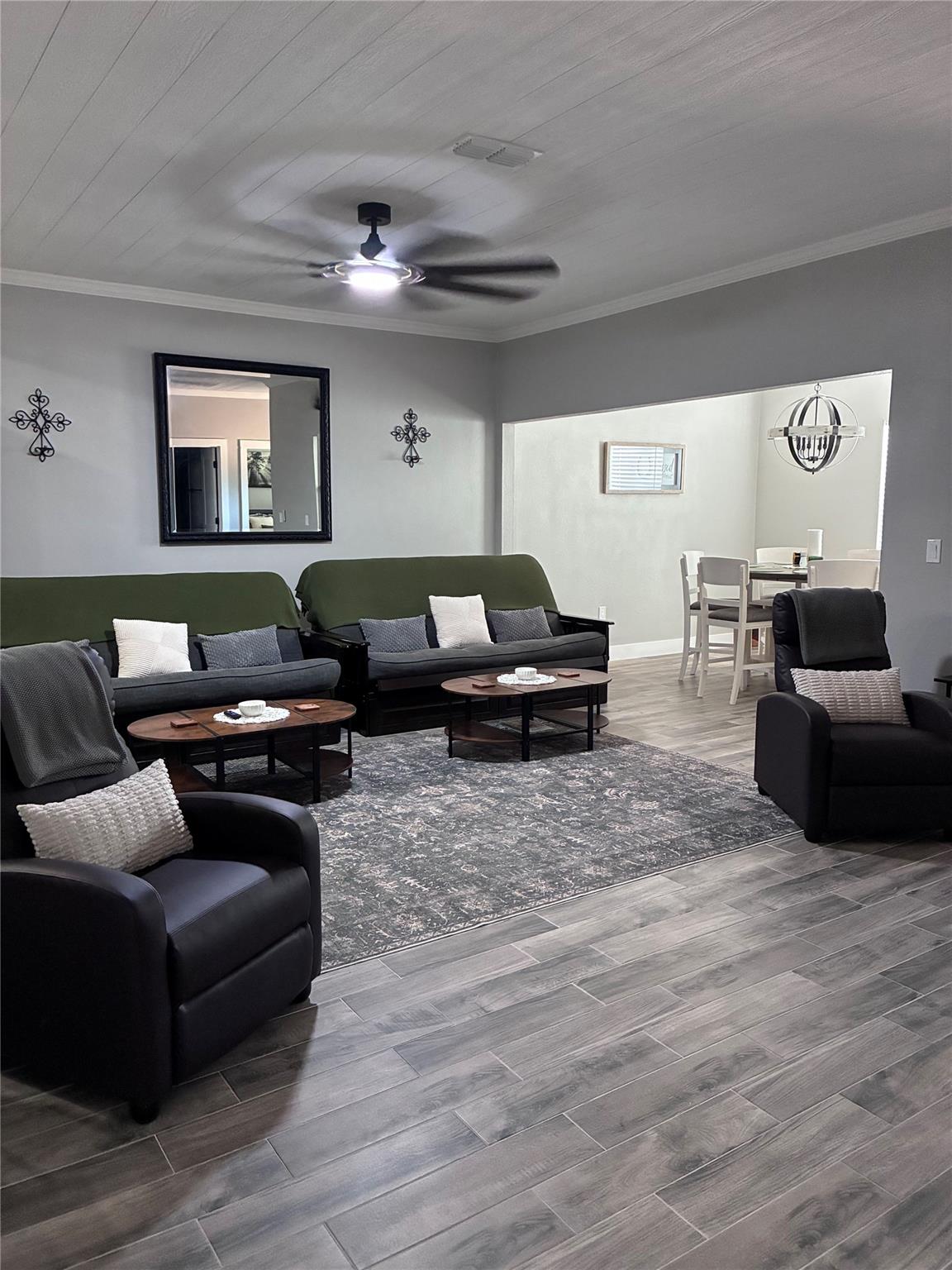 1135 Red Fox Rd, La Grange, TX 78945