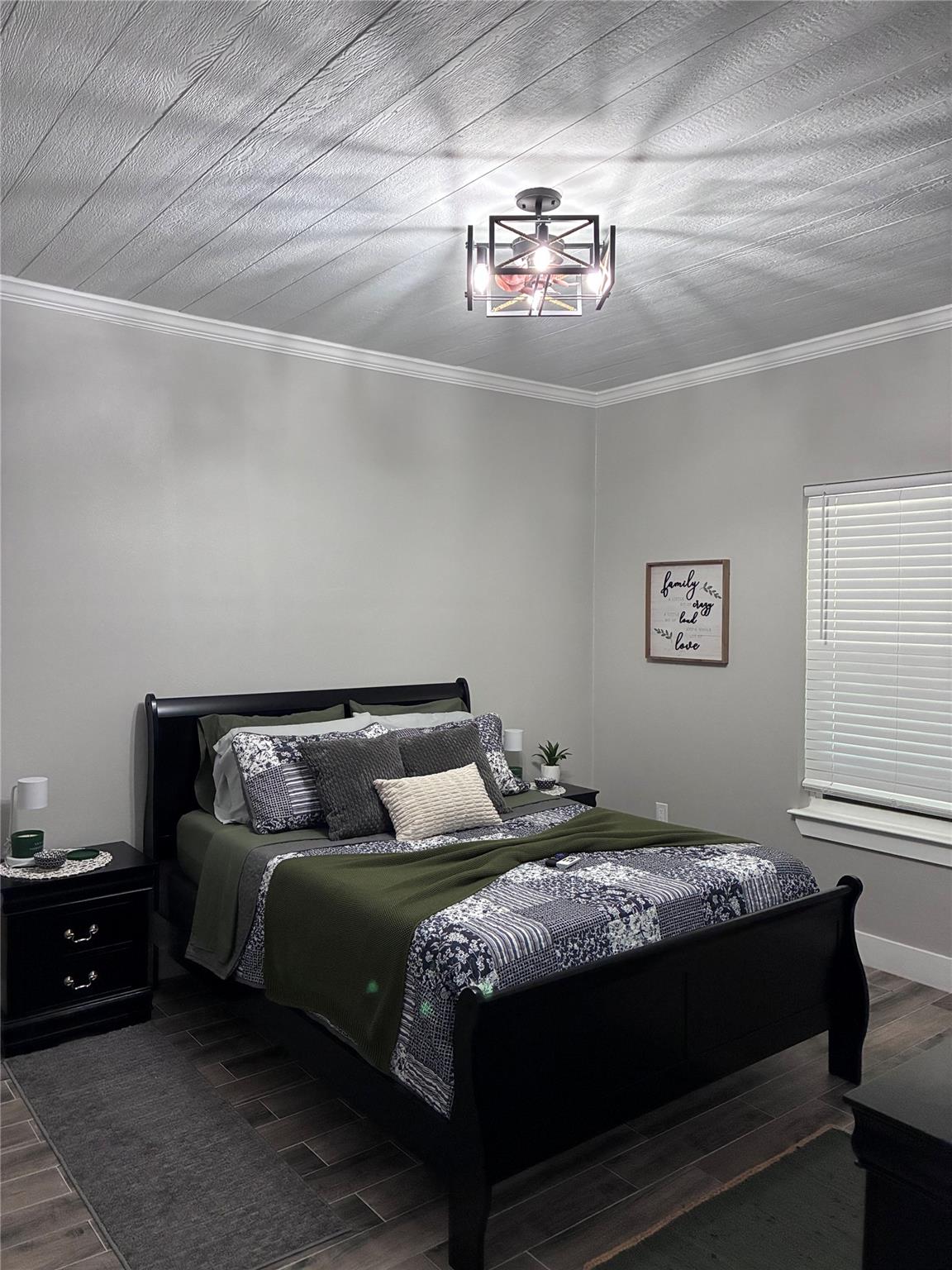 1135 Red Fox Rd, La Grange, TX 78945