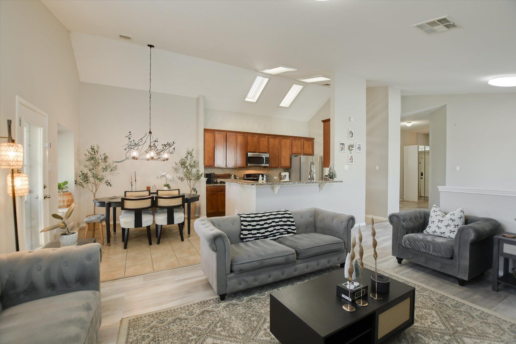 14017 Boquillas Canyon Dr, Austin, TX 78717