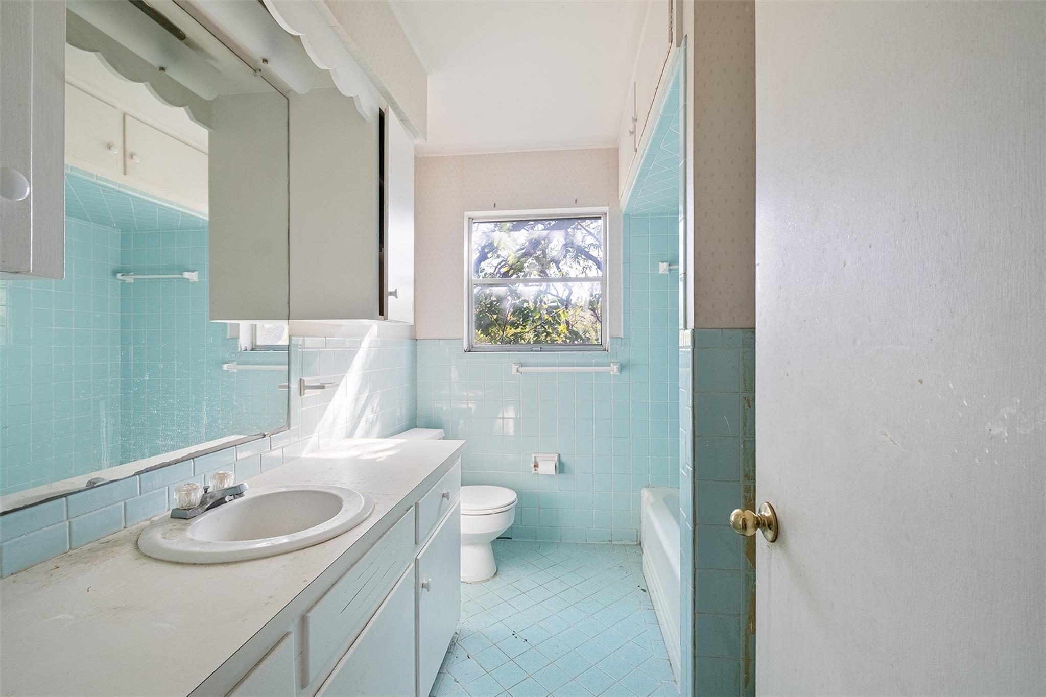 1616 Sunnyvale St, Austin, TX 78741