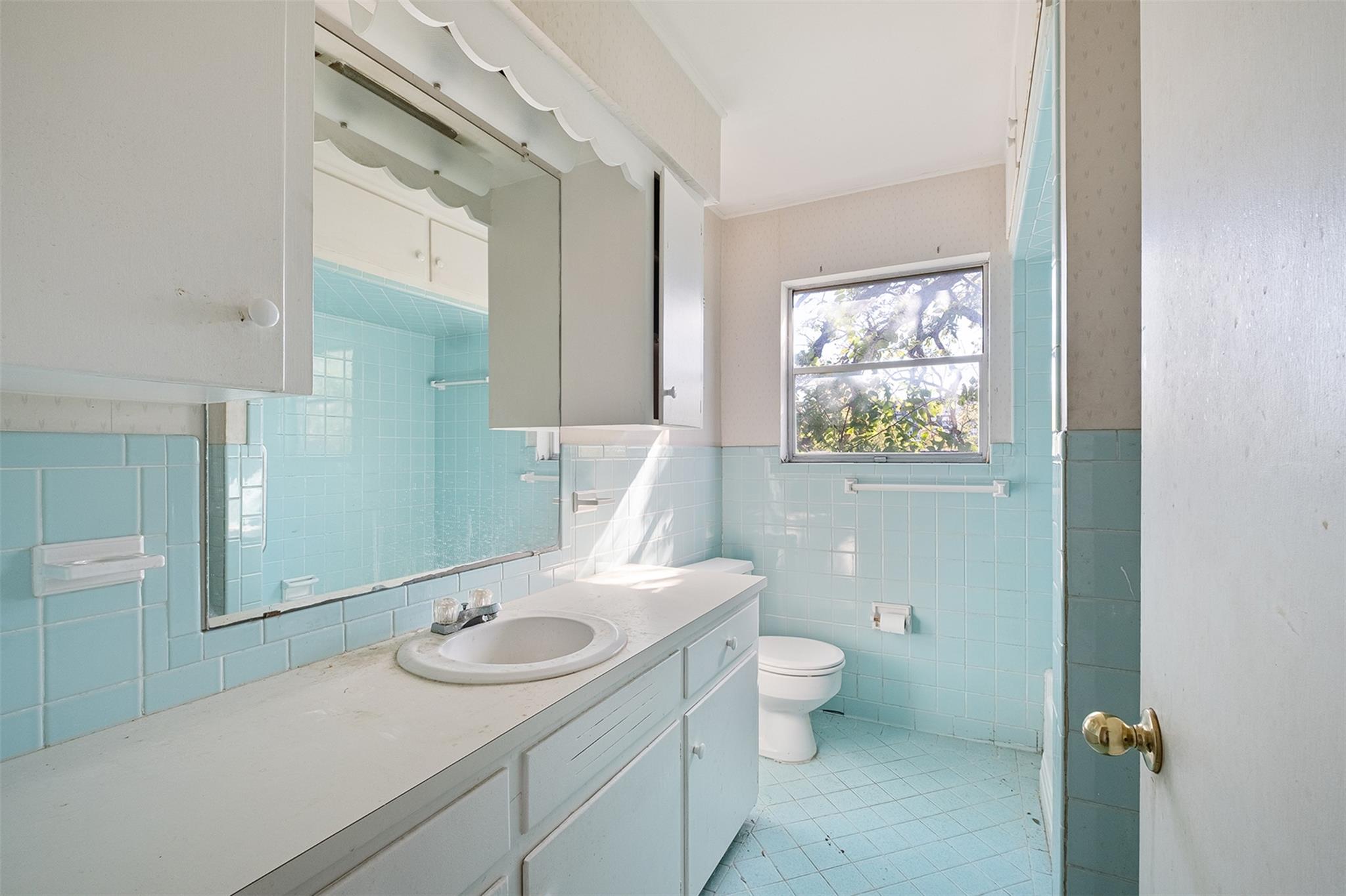 1616 Sunnyvale St, Austin, TX 78741