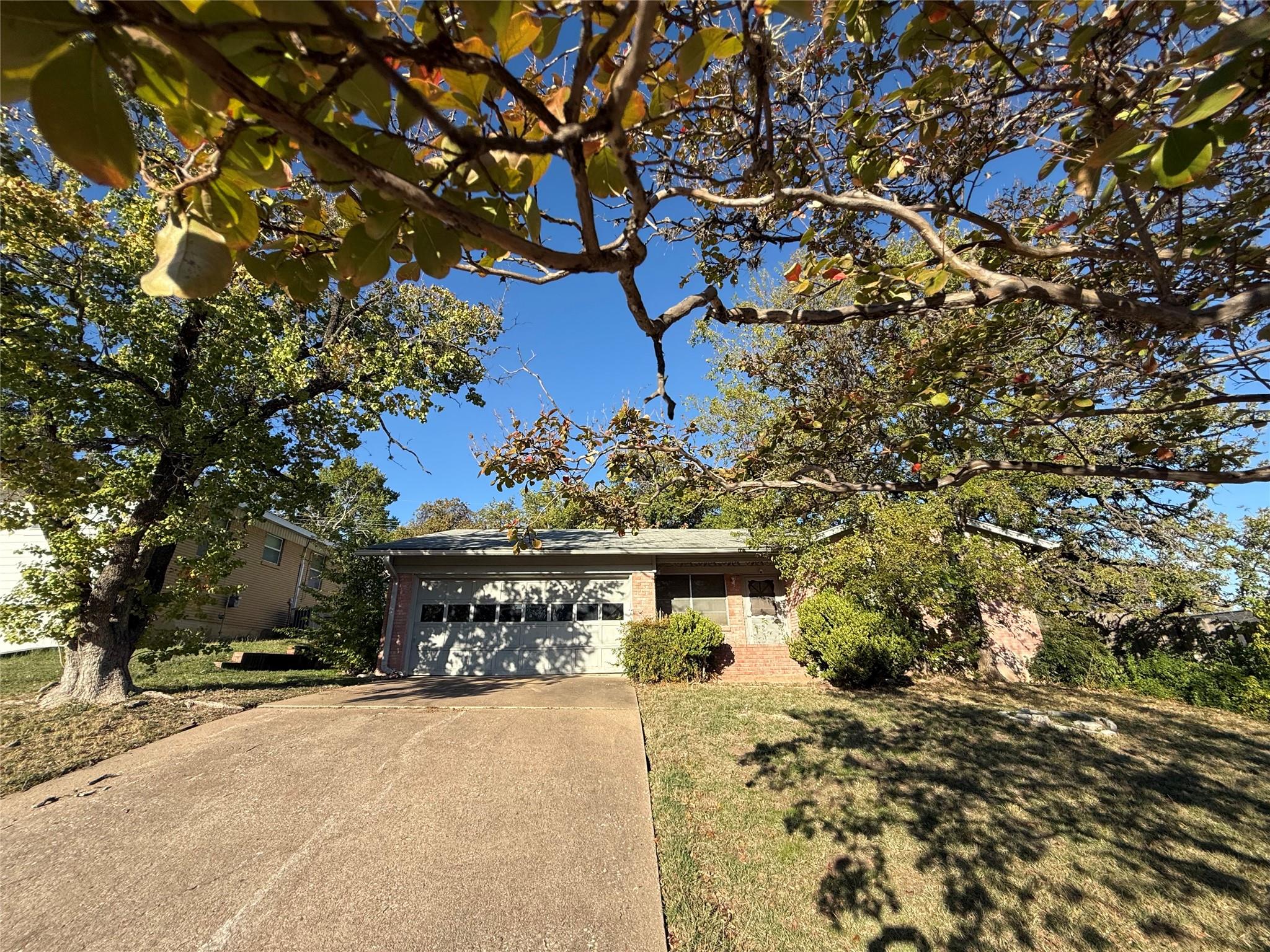 1616 Sunnyvale St, Austin, TX 78741