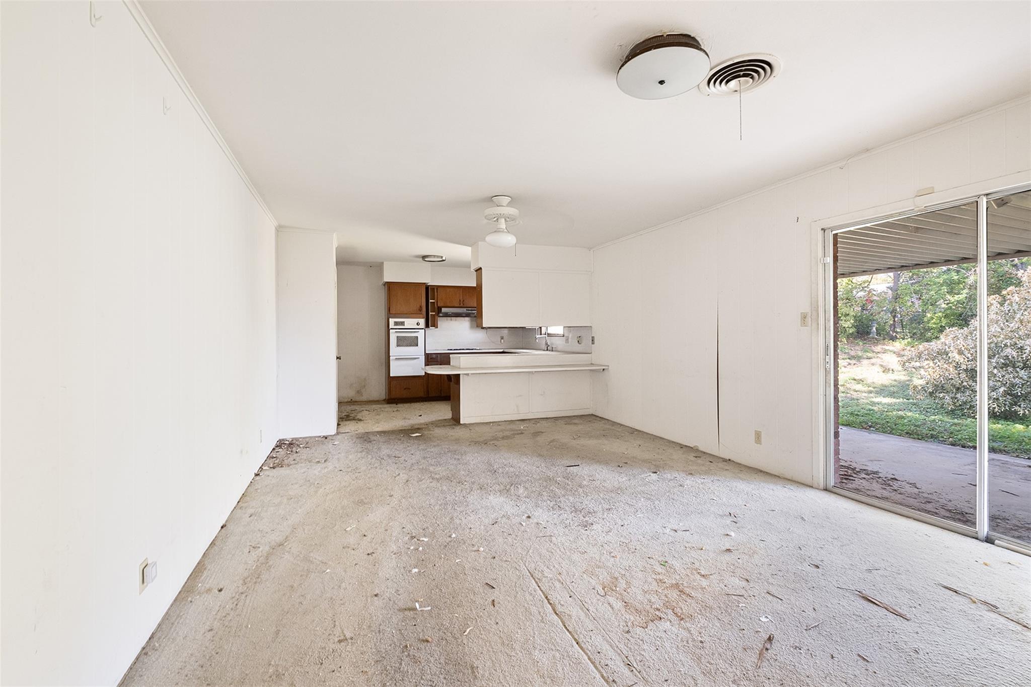 1616 Sunnyvale St, Austin, TX 78741