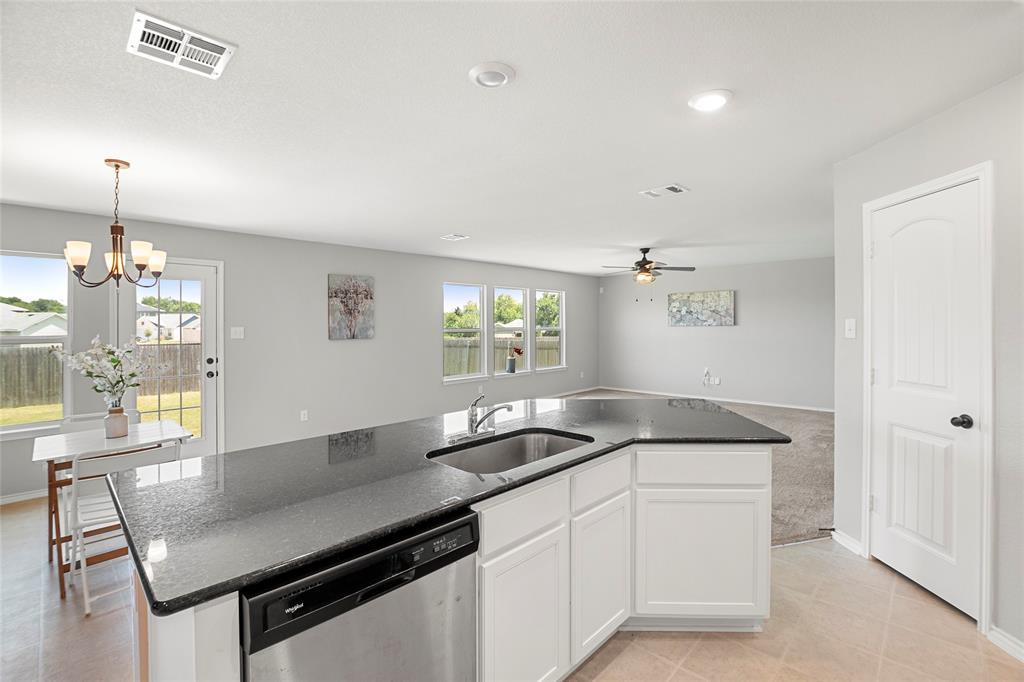 117 W Point Way, Elgin, TX 78621