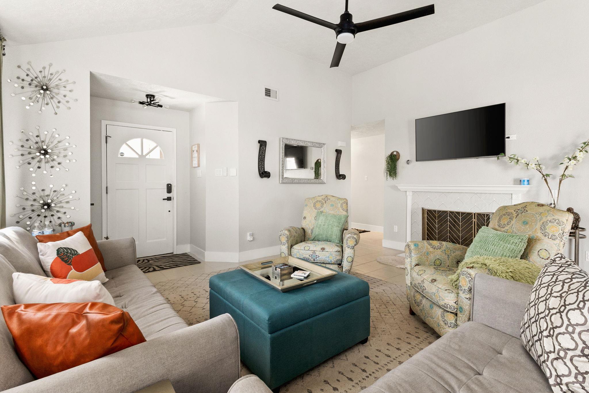 5400 S Alexis Cv S, Austin, TX 78741