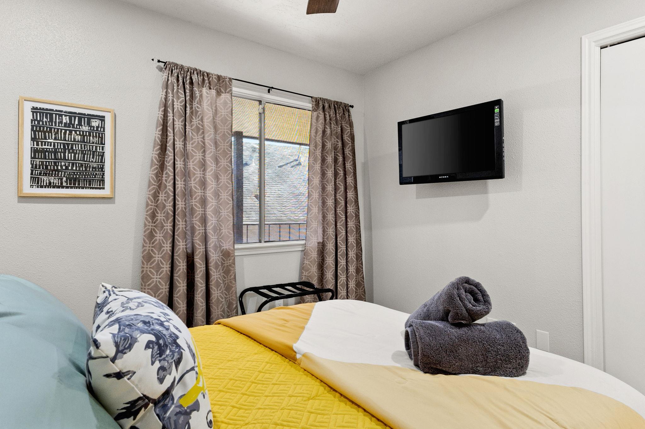 5400 S Alexis Cv S, Austin, TX 78741