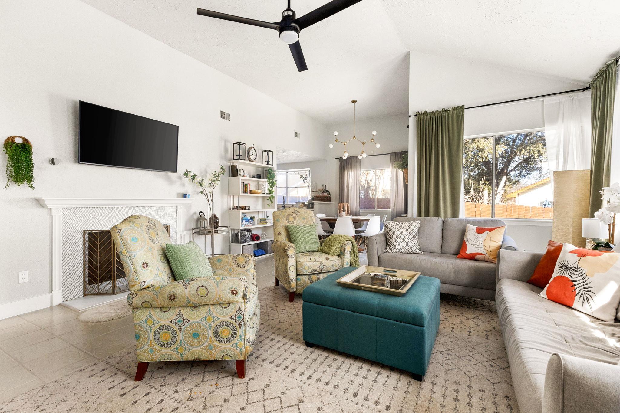 5400 S Alexis Cv S, Austin, TX 78741