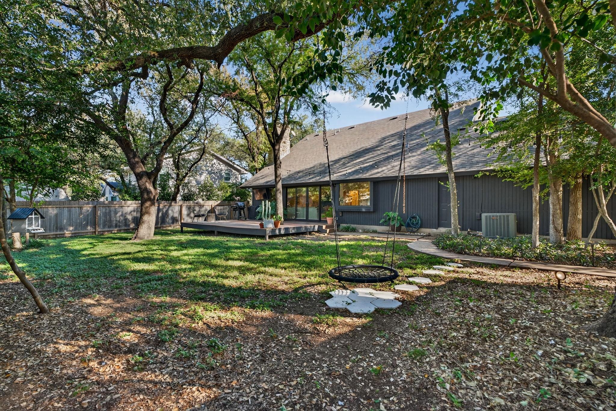 8908 Bubbling Springs Trl, Austin, TX 78729