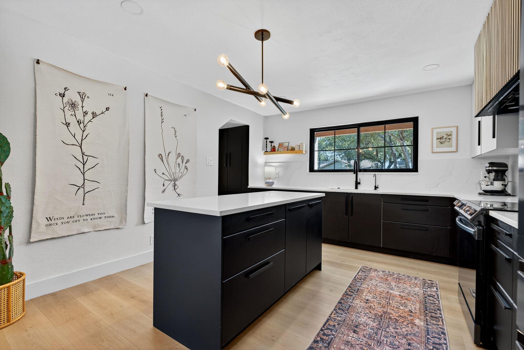 8908 Bubbling Springs Trl, Austin, TX 78729