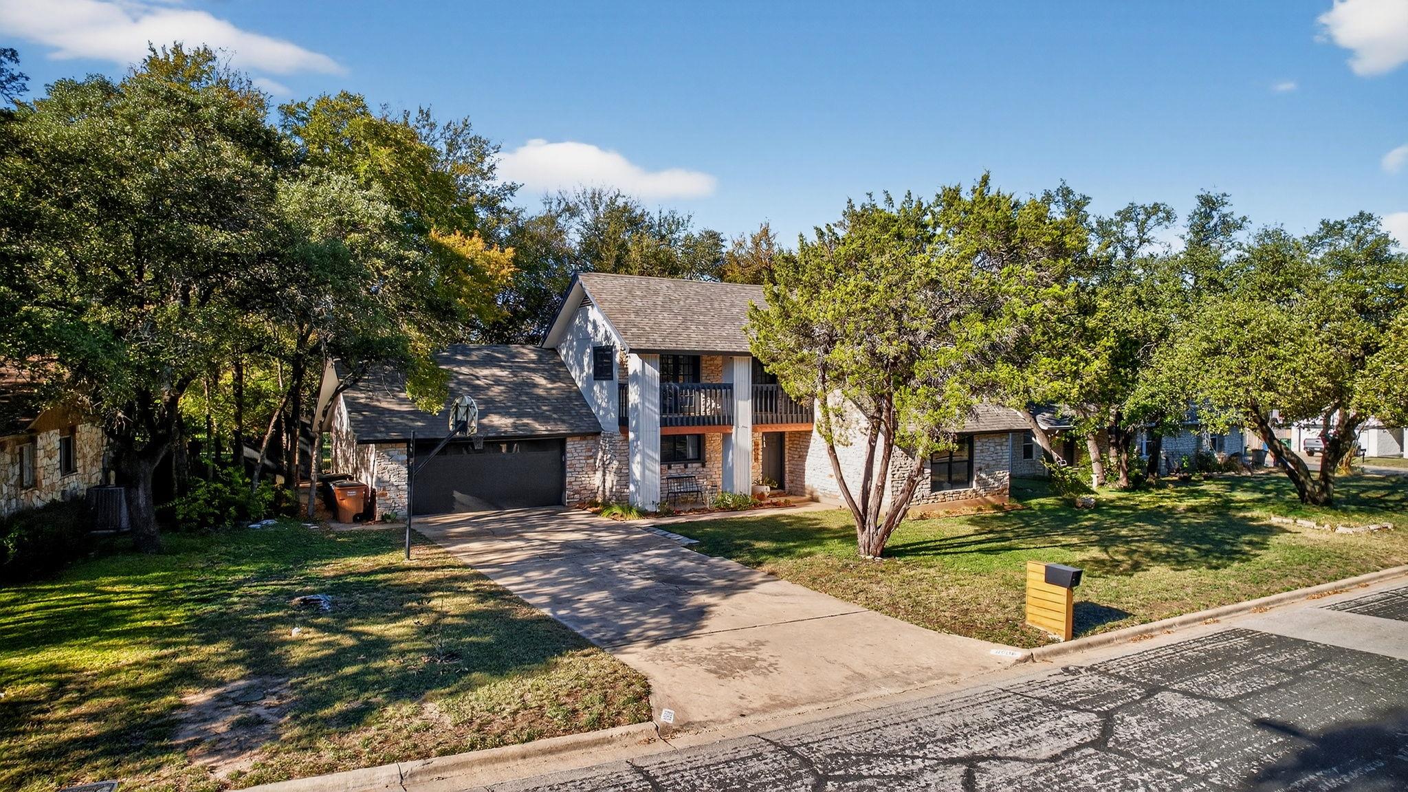 8908 Bubbling Springs Trl, Austin, TX 78729