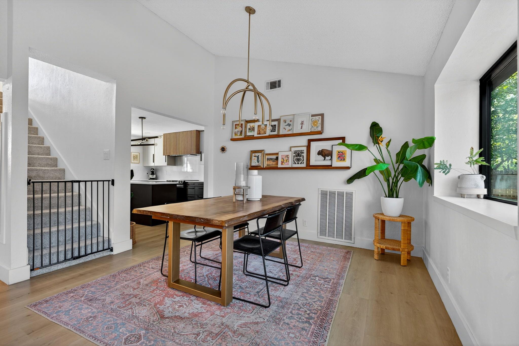 8908 Bubbling Springs Trl, Austin, TX 78729