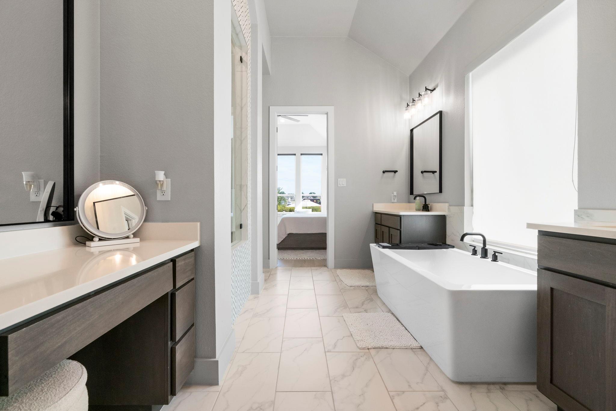 304 Sadaba St, Liberty Hill, TX 78642