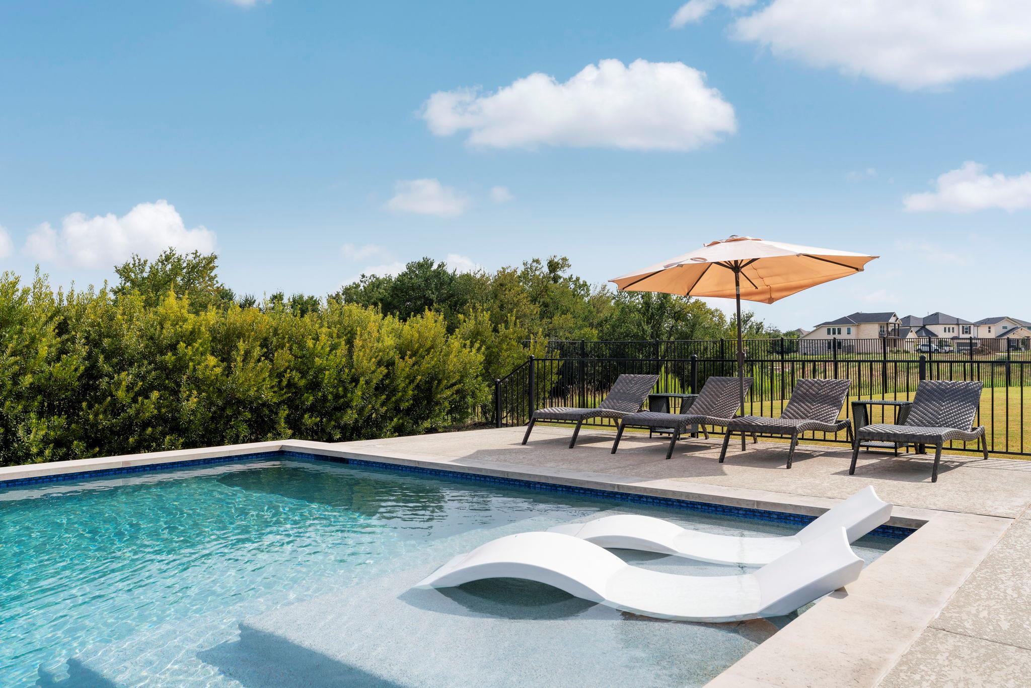 304 Sadaba St, Liberty Hill, TX 78642