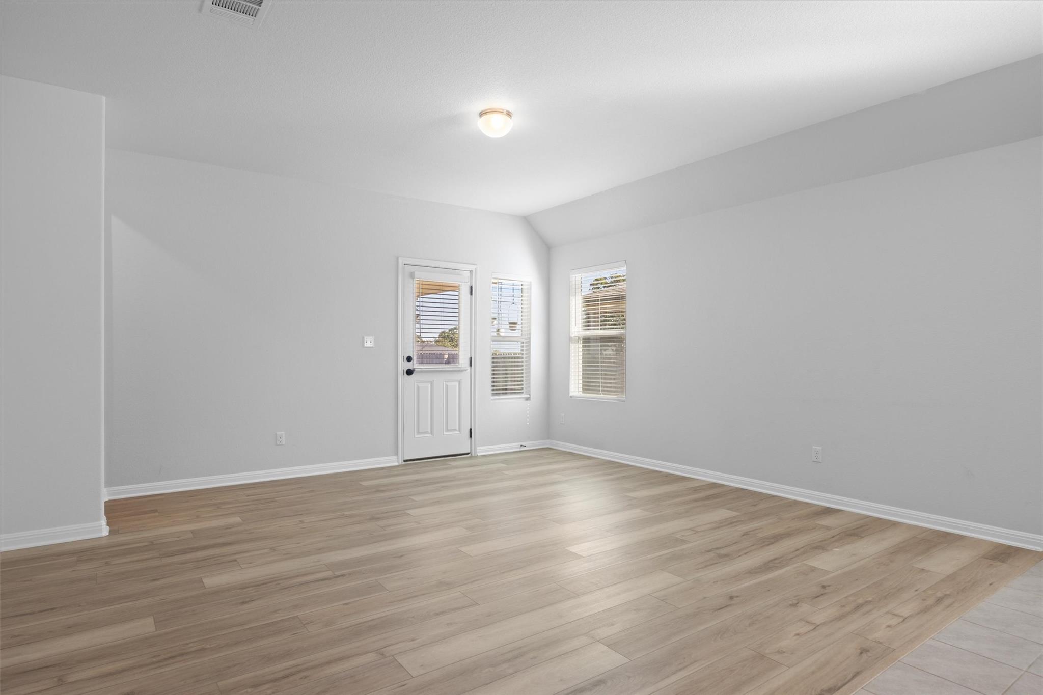 120 Northview Ln, Georgetown, TX 78628