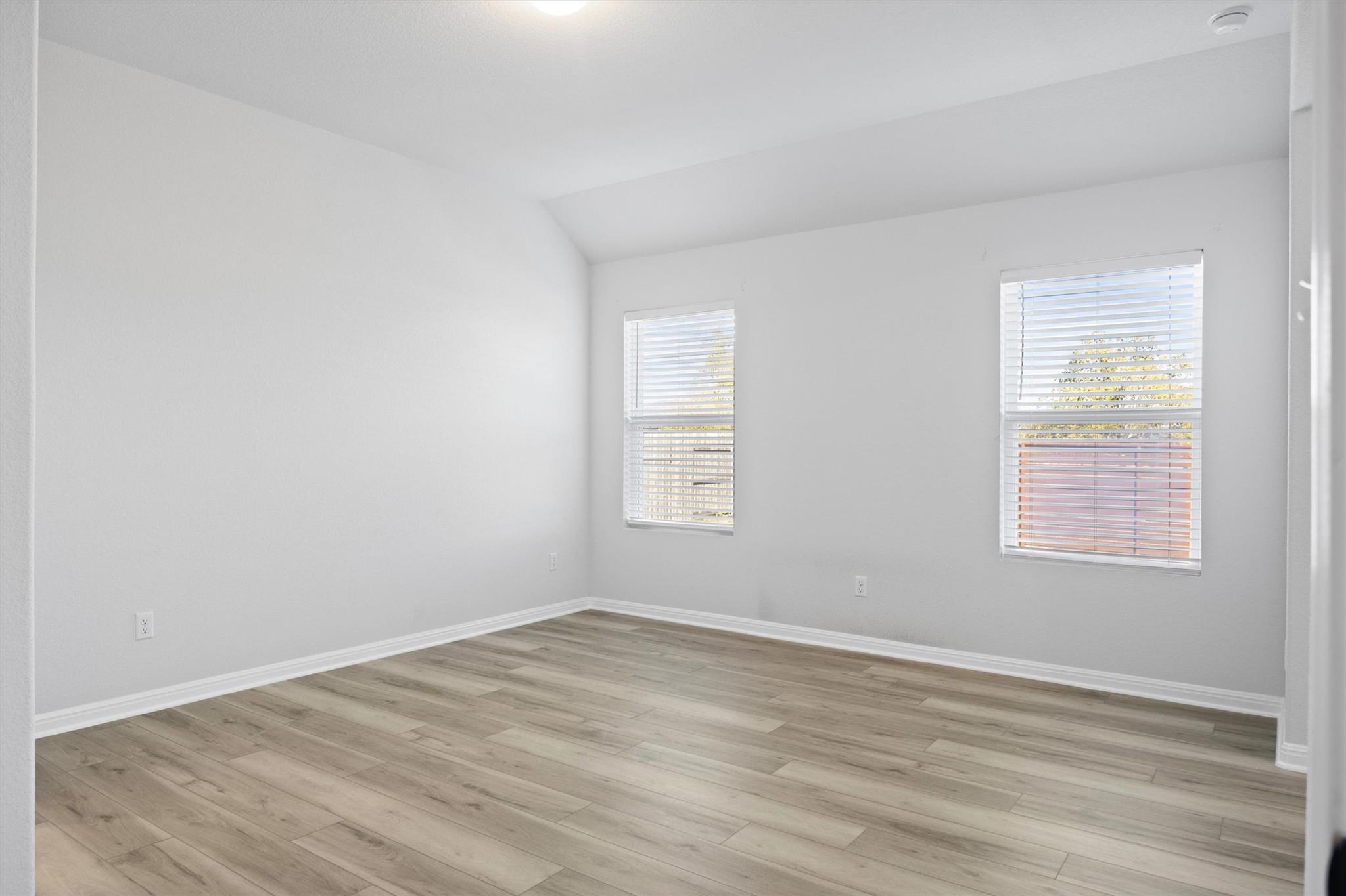 120 Northview Ln, Georgetown, TX 78628