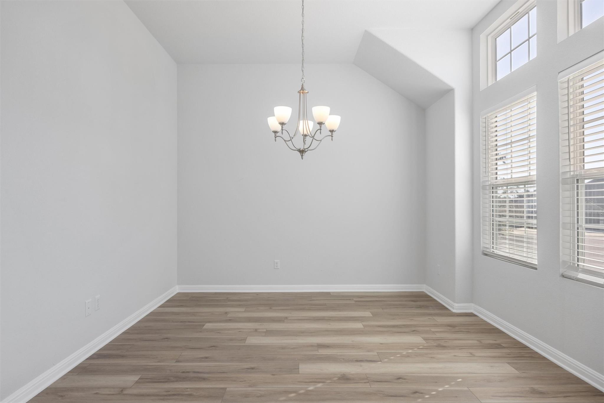 120 Northview Ln, Georgetown, TX 78628