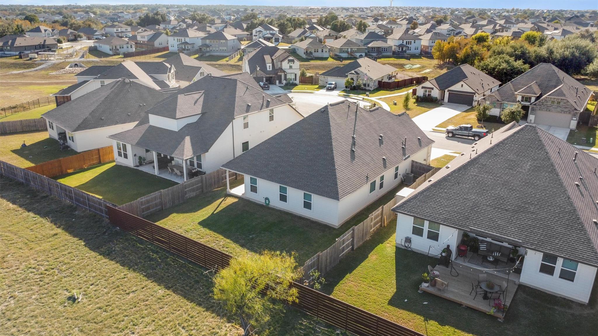 120 Northview Ln, Georgetown, TX 78628