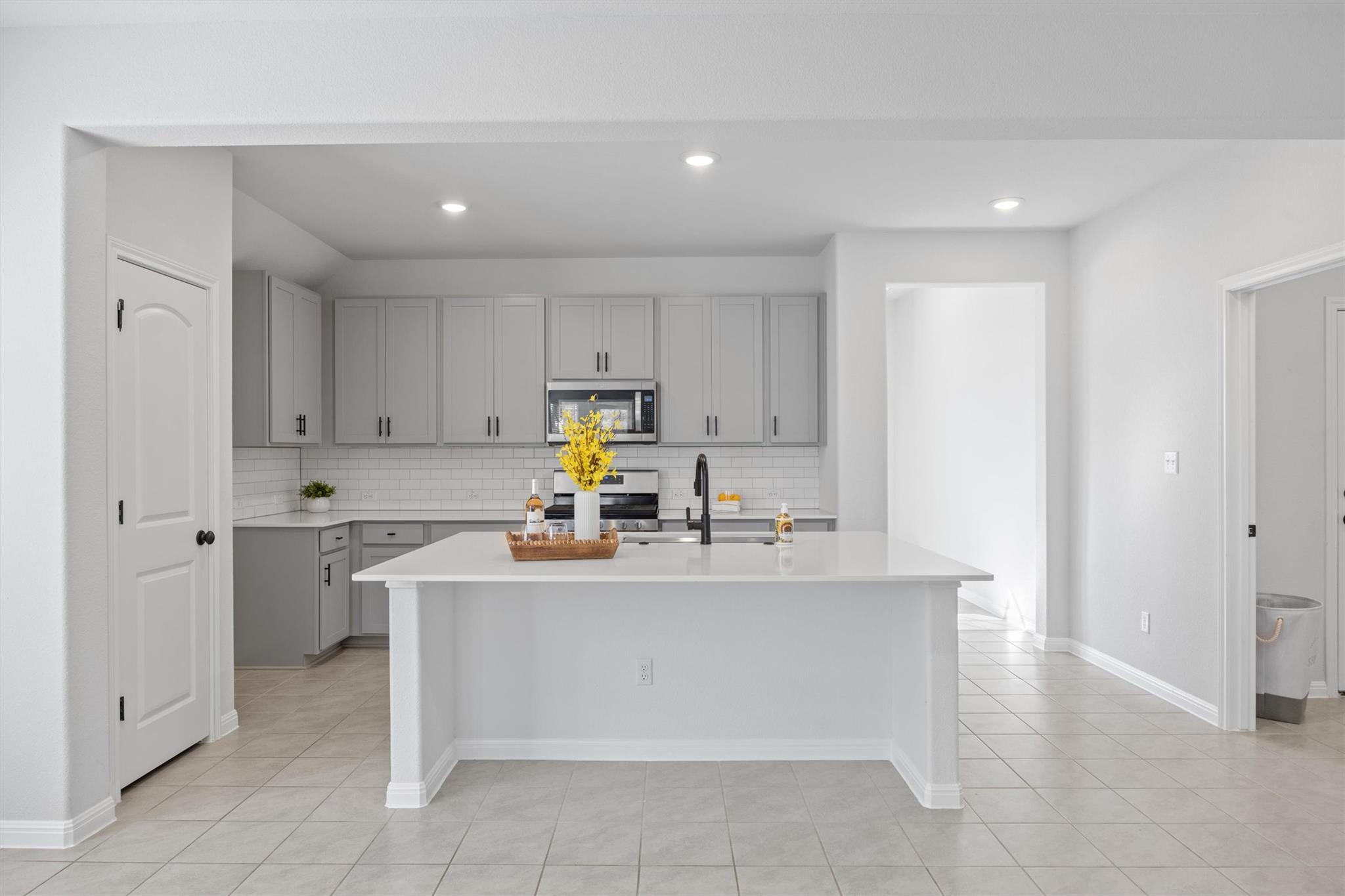 120 Northview Ln, Georgetown, TX 78628