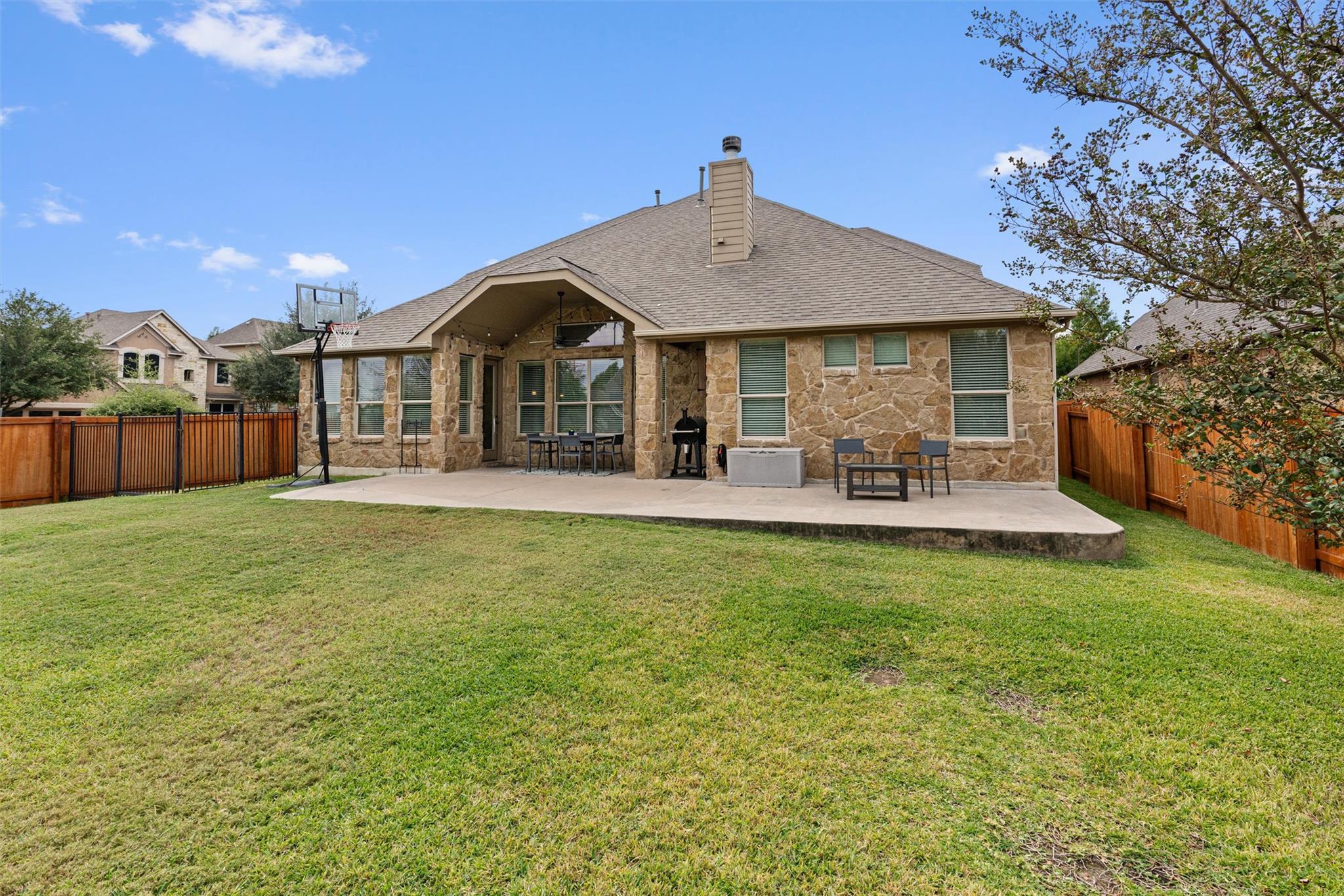 1598 Courmayeur Ct, Round Rock, TX 78665