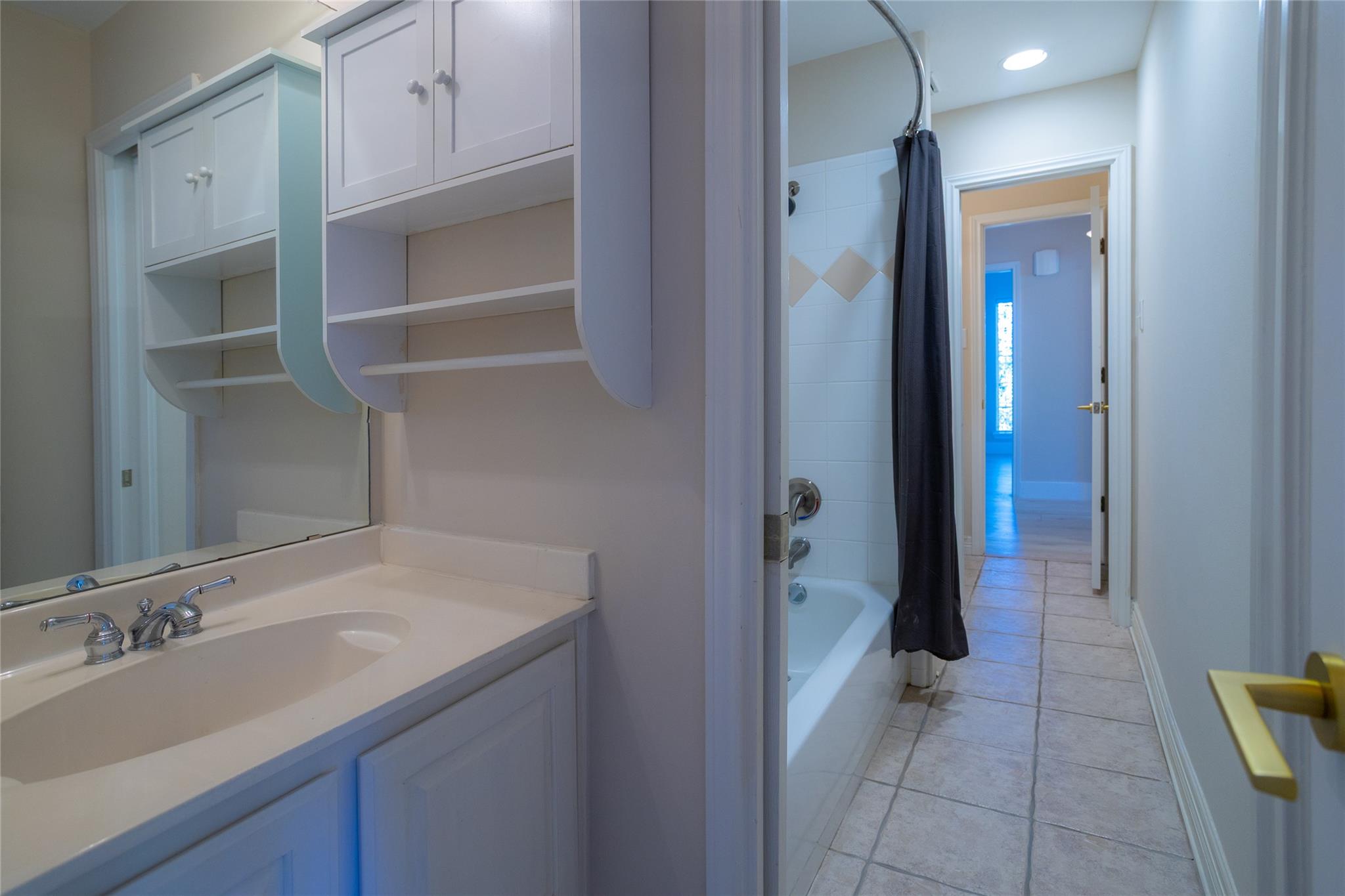 18101 Montevista Cv, Dripping Springs, TX 78620