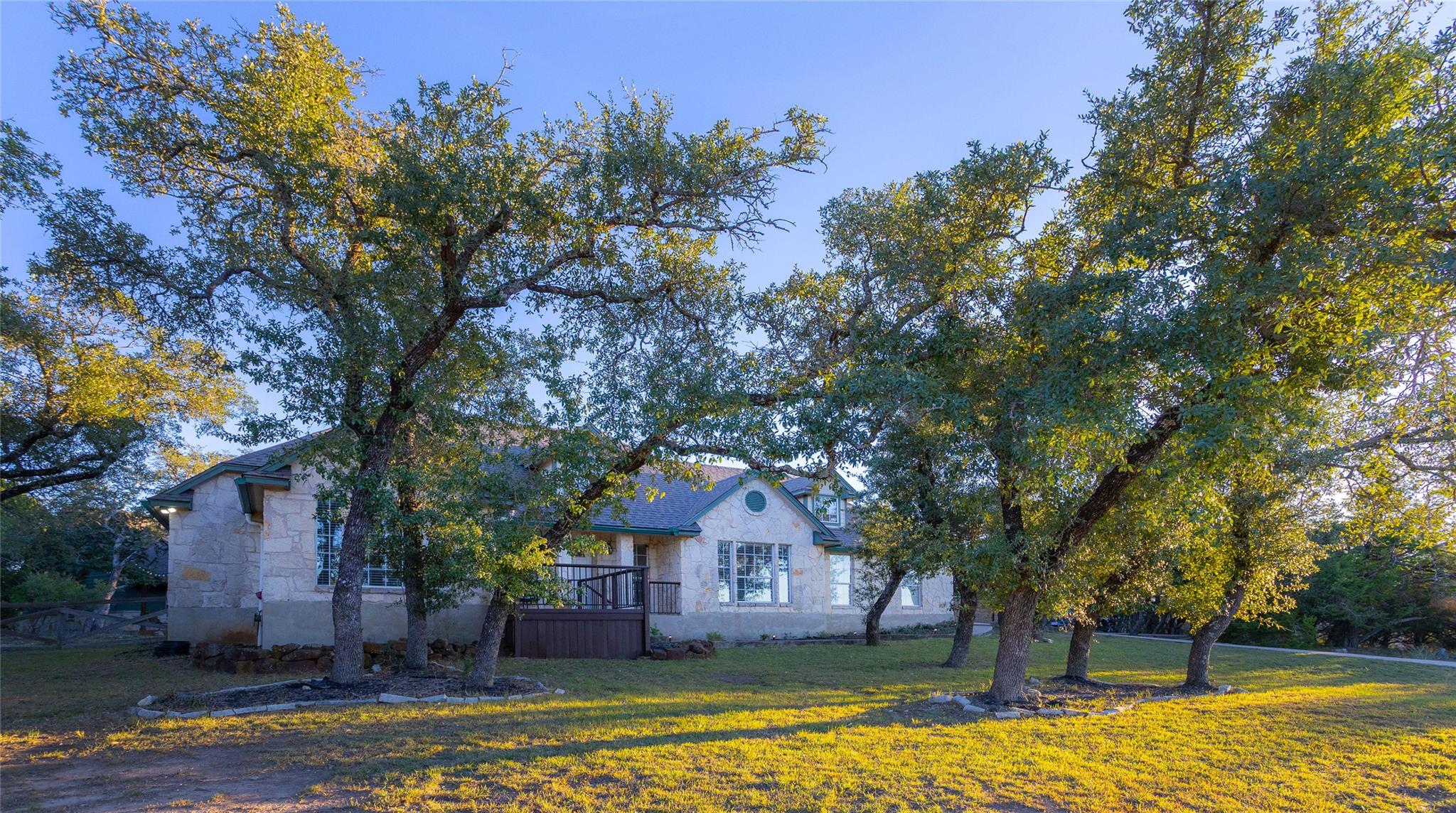 18101 Montevista Cv, Dripping Springs, TX 78620