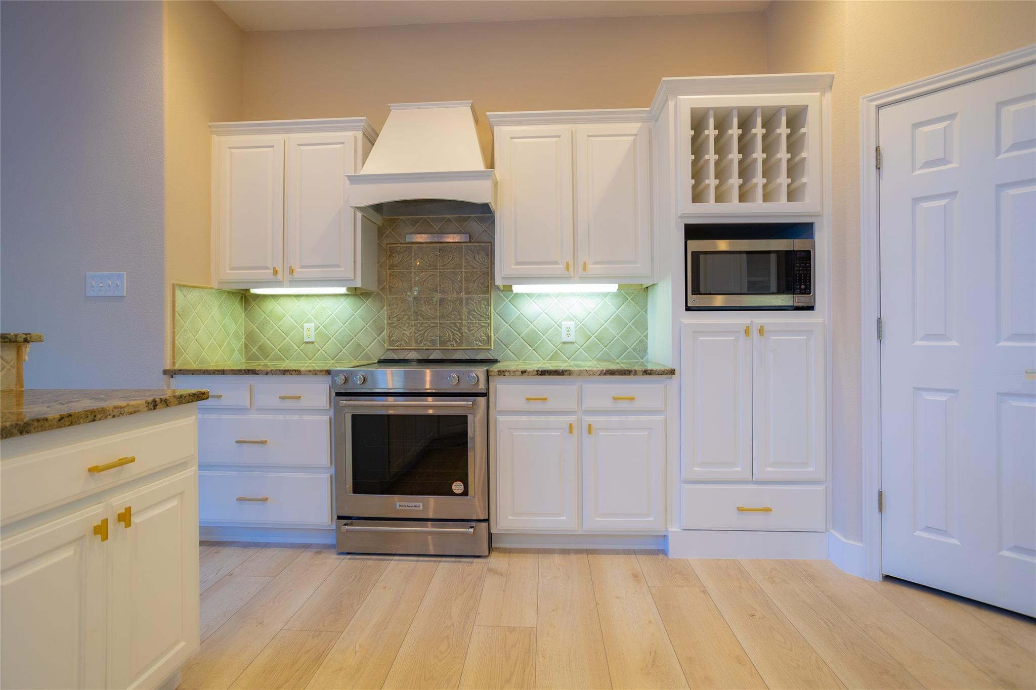 18101 Montevista Cv, Dripping Springs, TX 78620