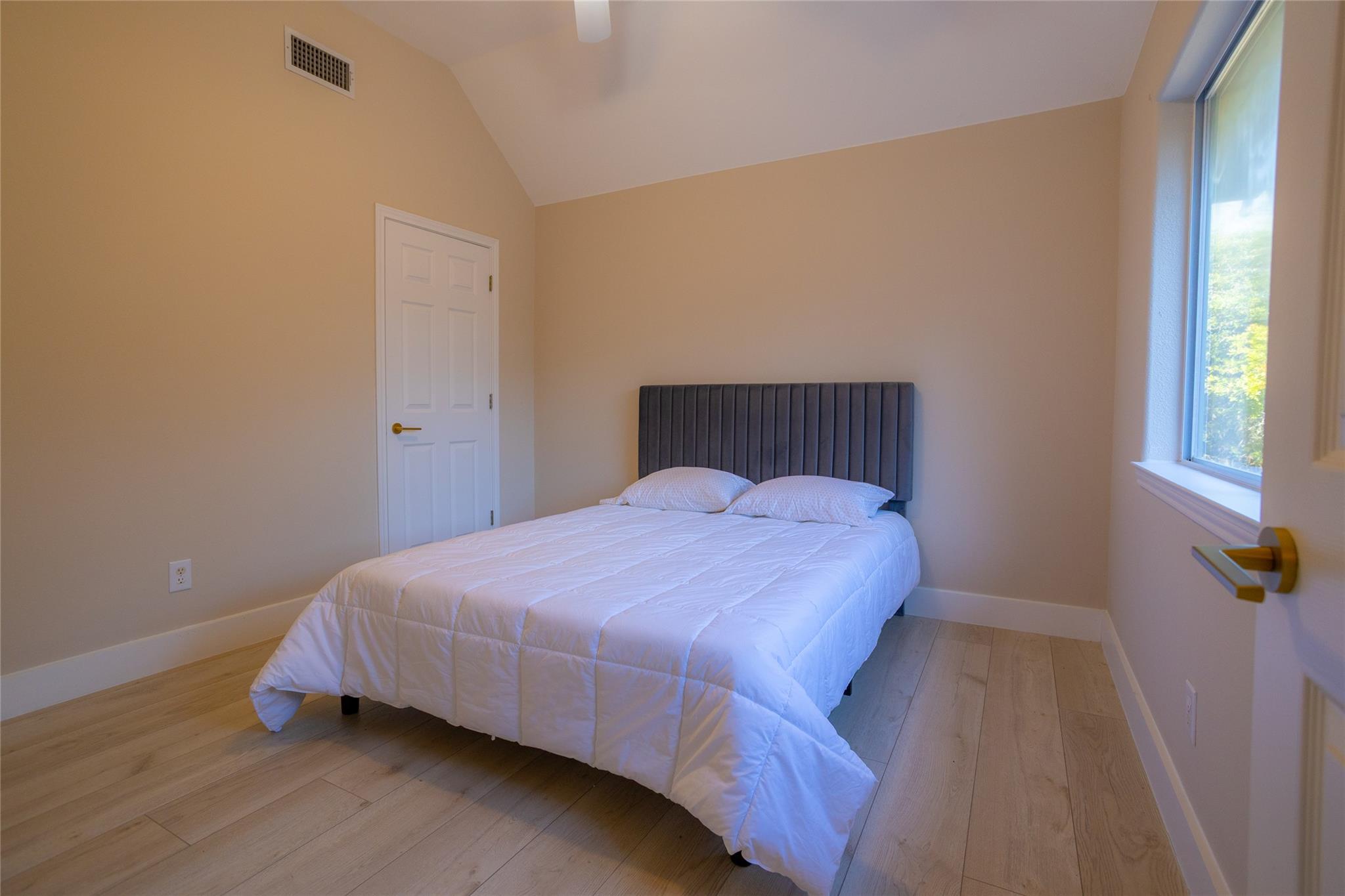 18101 Montevista Cv, Dripping Springs, TX 78620