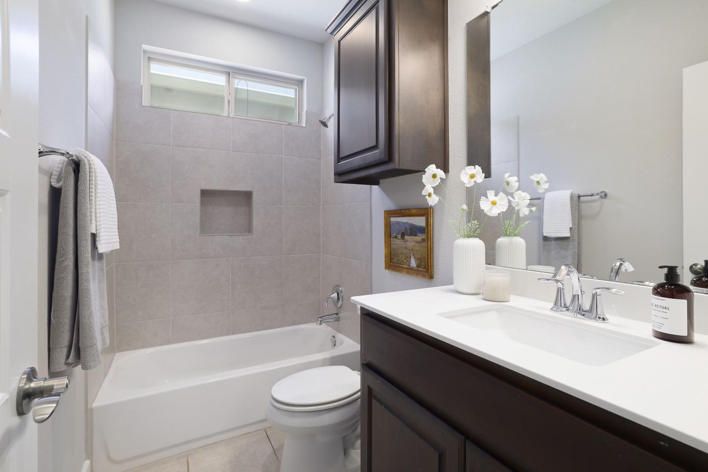 4506 Kocurek St, Austin, TX 78723