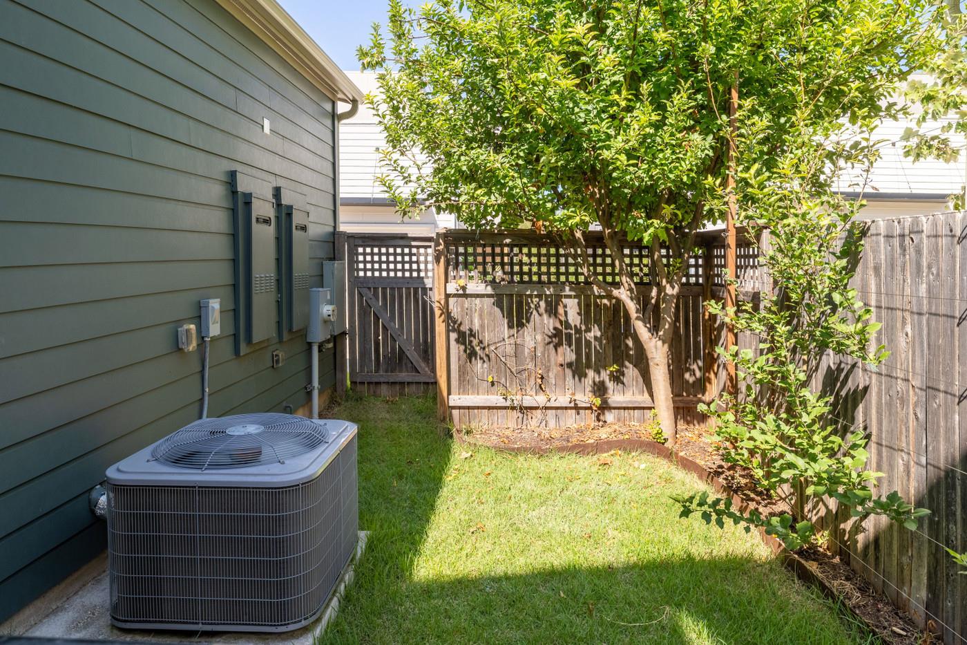 4506 Kocurek St, Austin, TX 78723