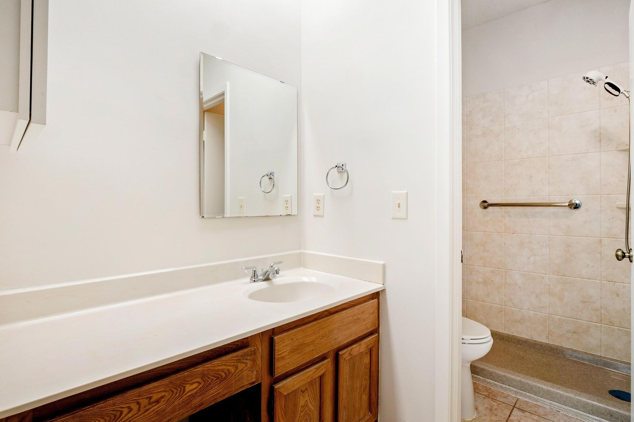 6501 Brush Country Rd # 109, Austin, TX 78749