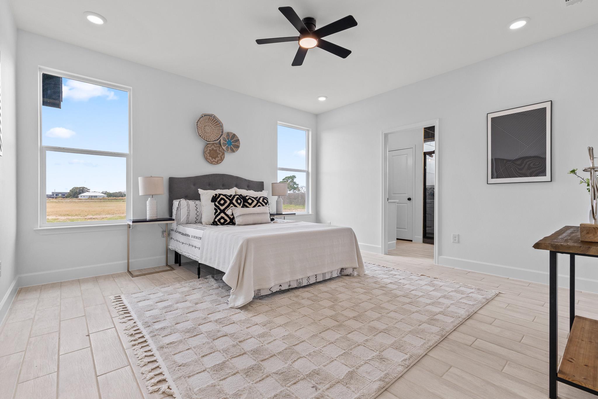 647 Old Highway 20, McDade, TX 78650