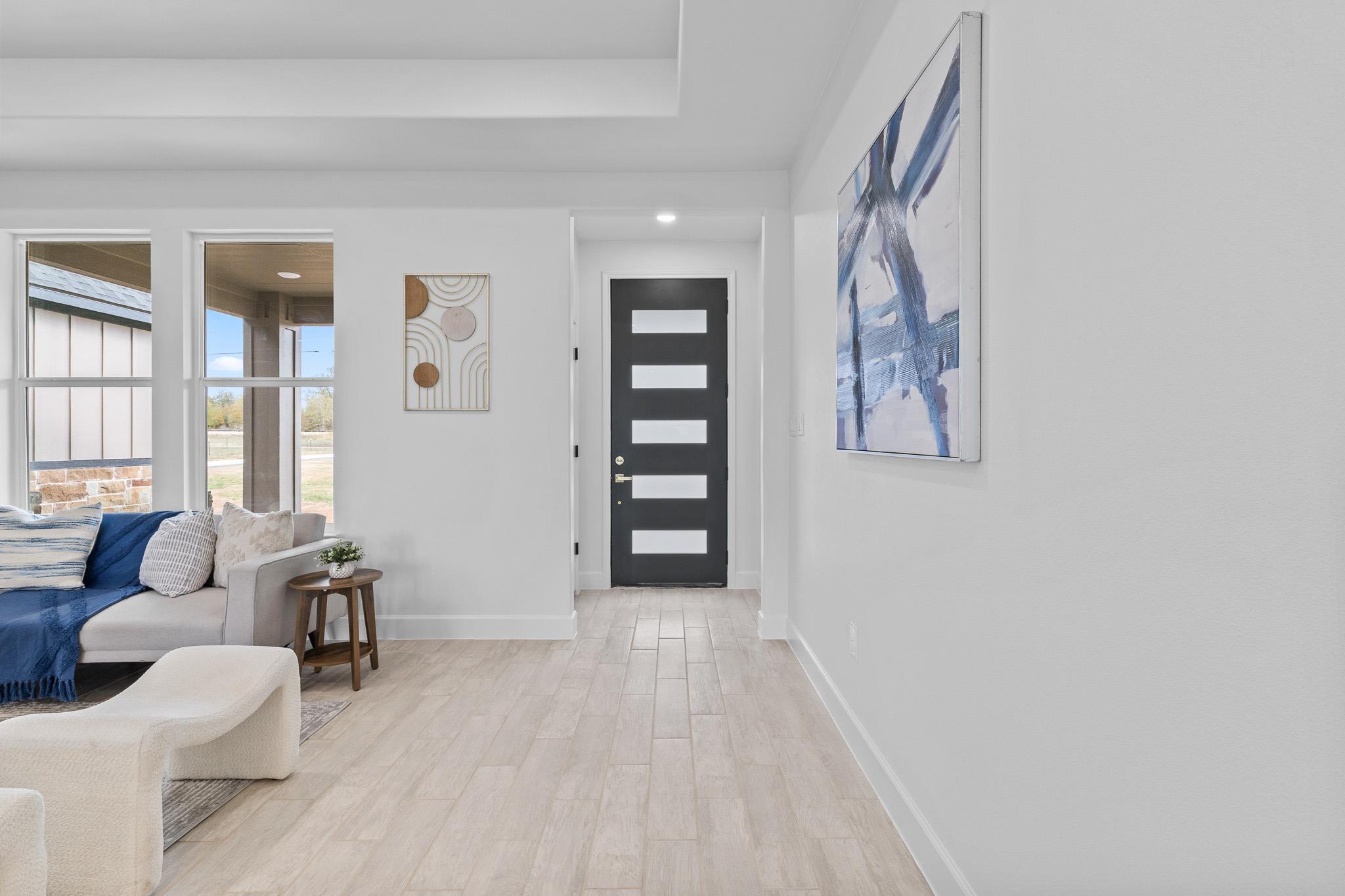 647 Old Highway 20, McDade, TX 78650